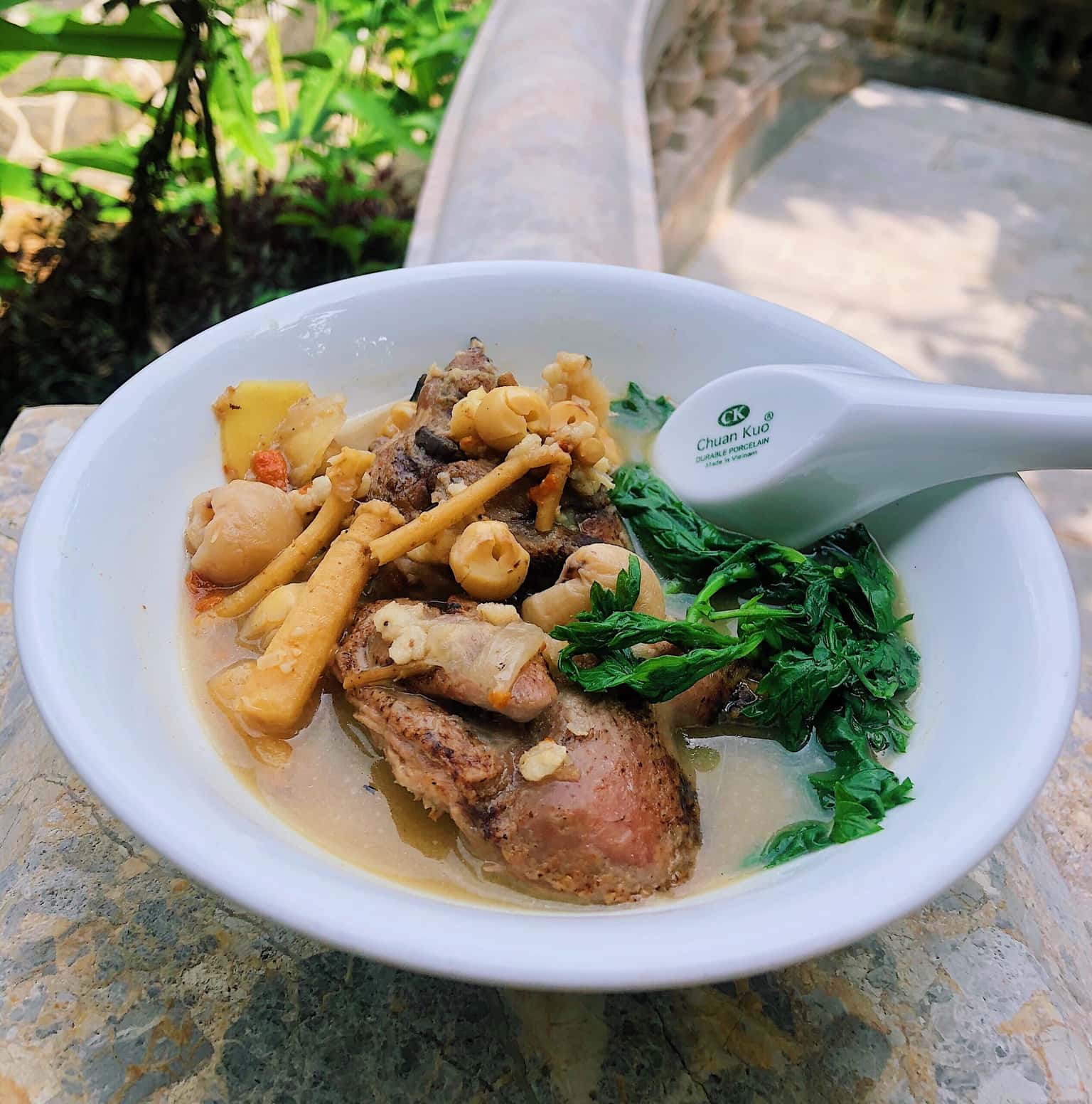 de ham bat vi dac san thien son suoi nga ba vi
