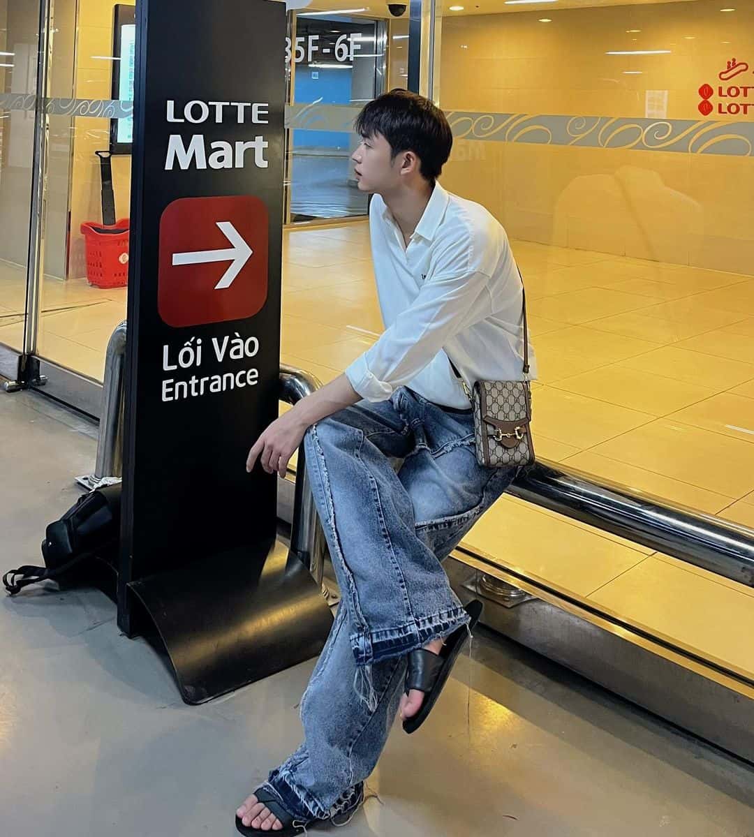 justfly lotte center hanoi 
