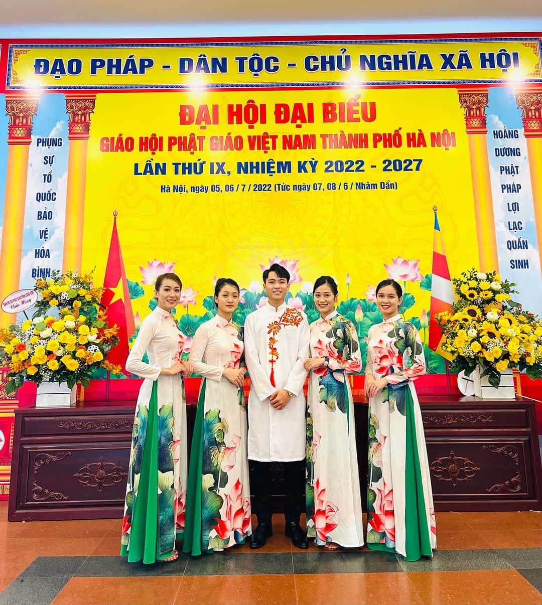 justfly cung van hoa lao dong huu nghi viet xo hanoi