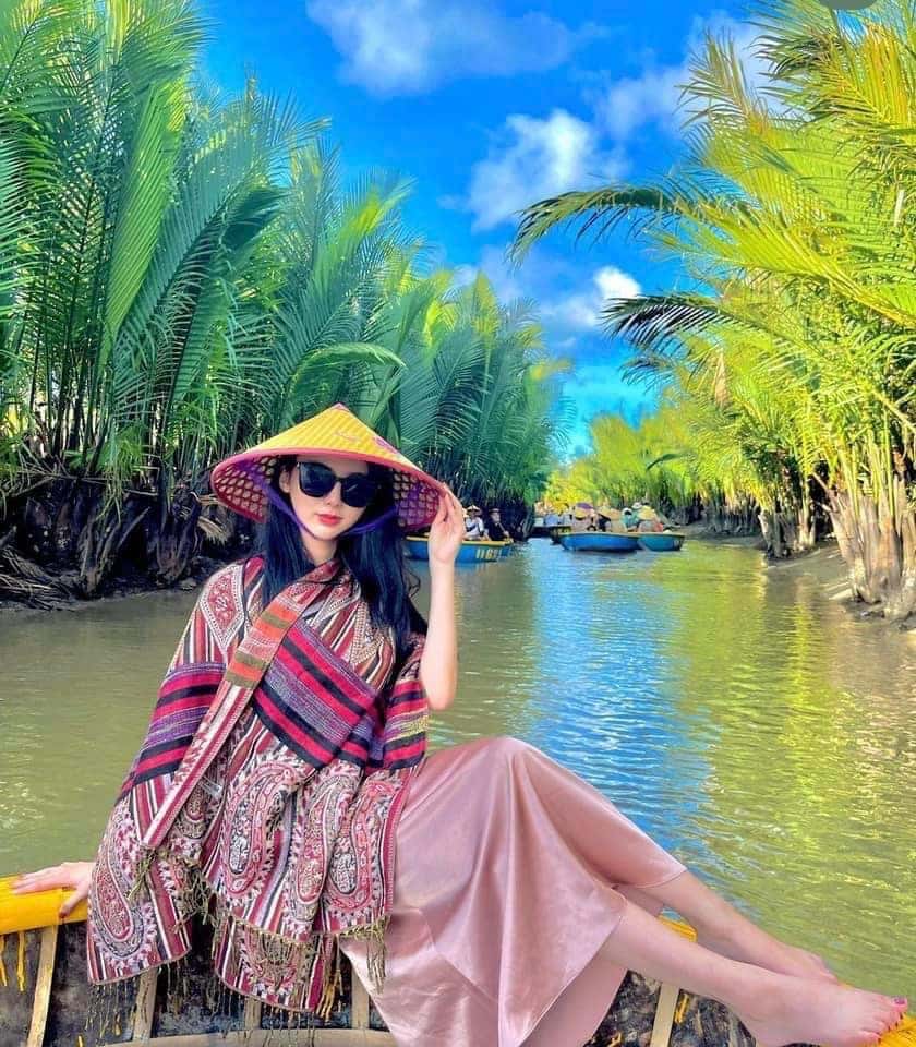 rung dua bay mau hoi an