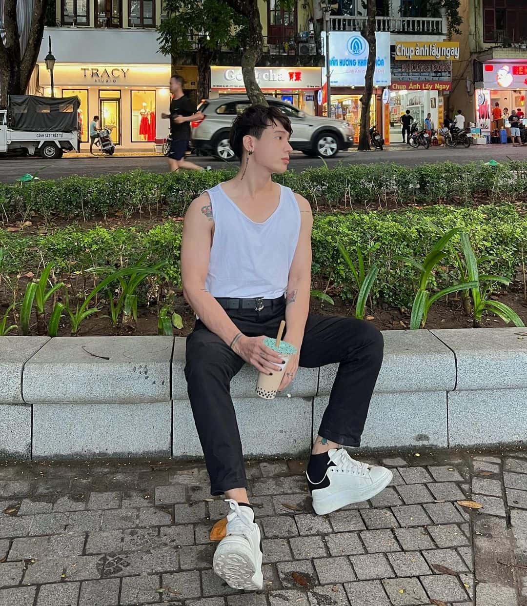 justfly pho di bo ho guom hanoi