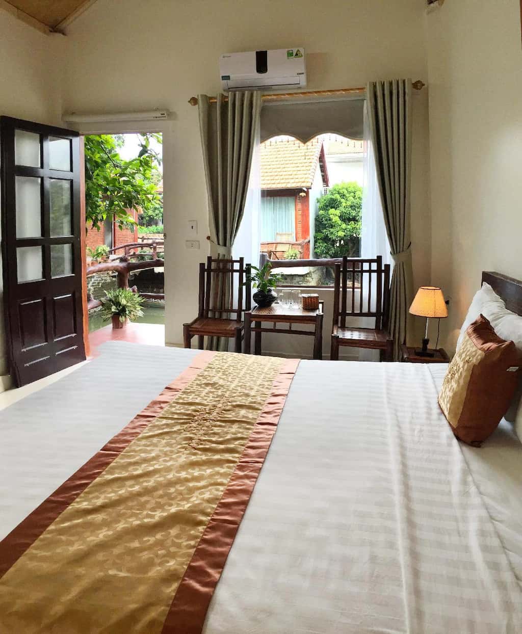 justfly bungalow twin anh huong homstay