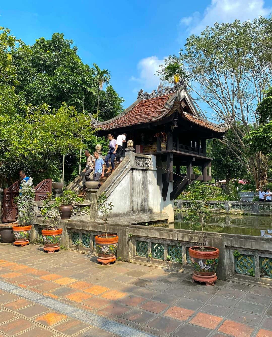 chua mot cot hanoi