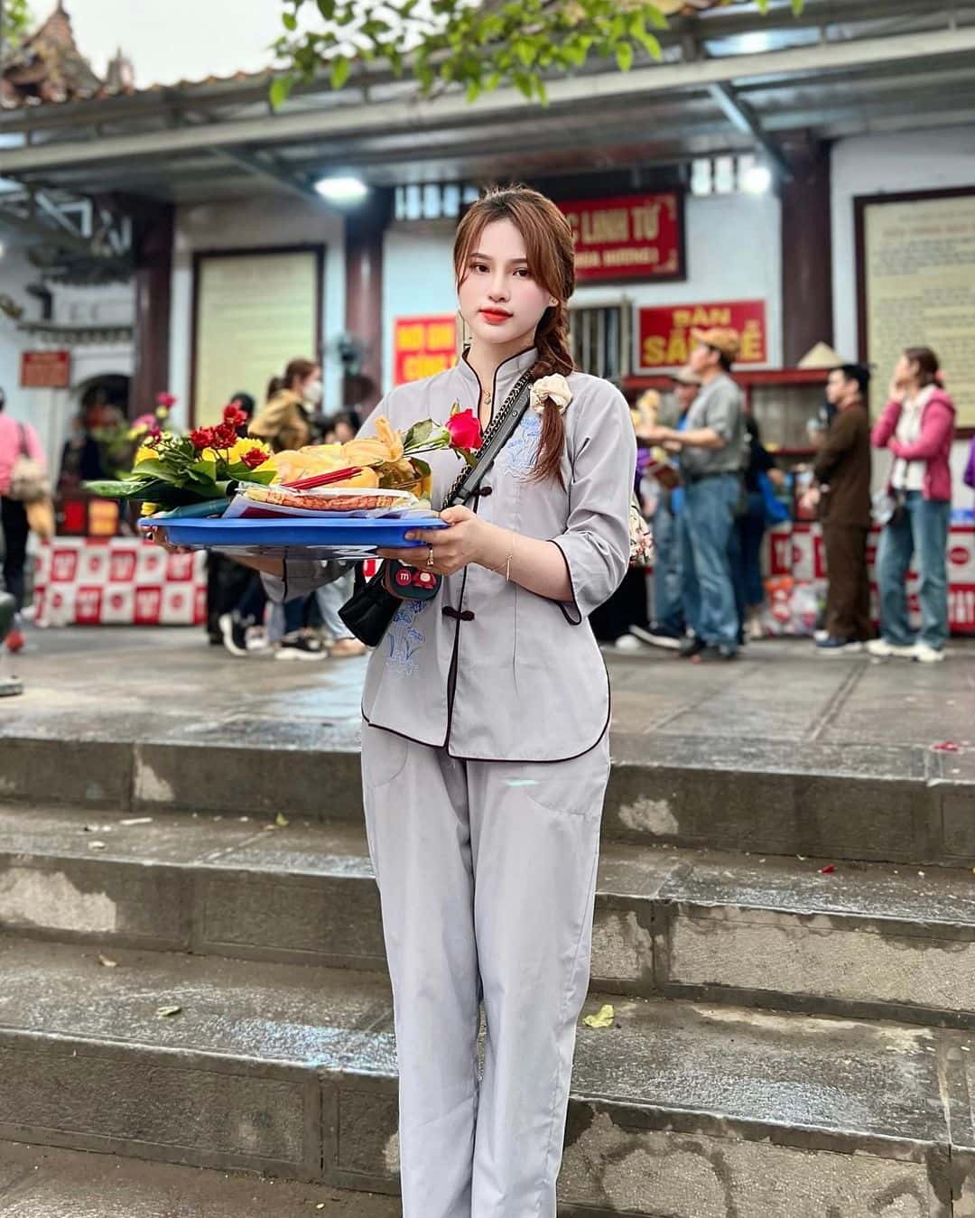 justfly chua huong hanoi