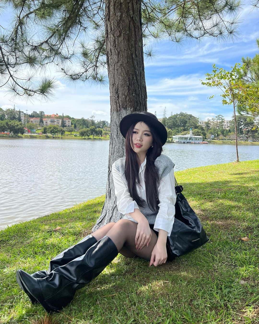 justfly ho xuan huong da lat 