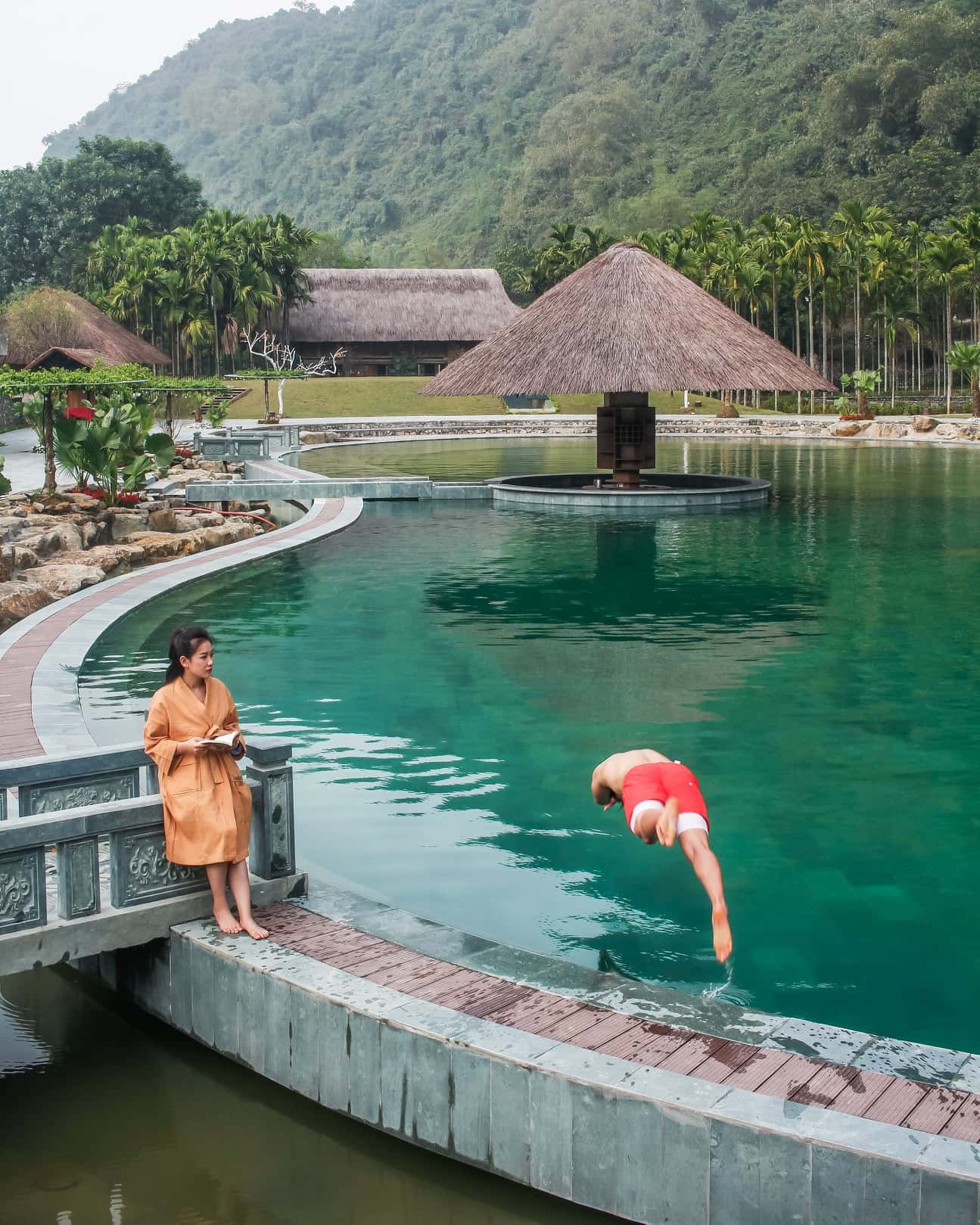 justfly thung nham resort ninh binh