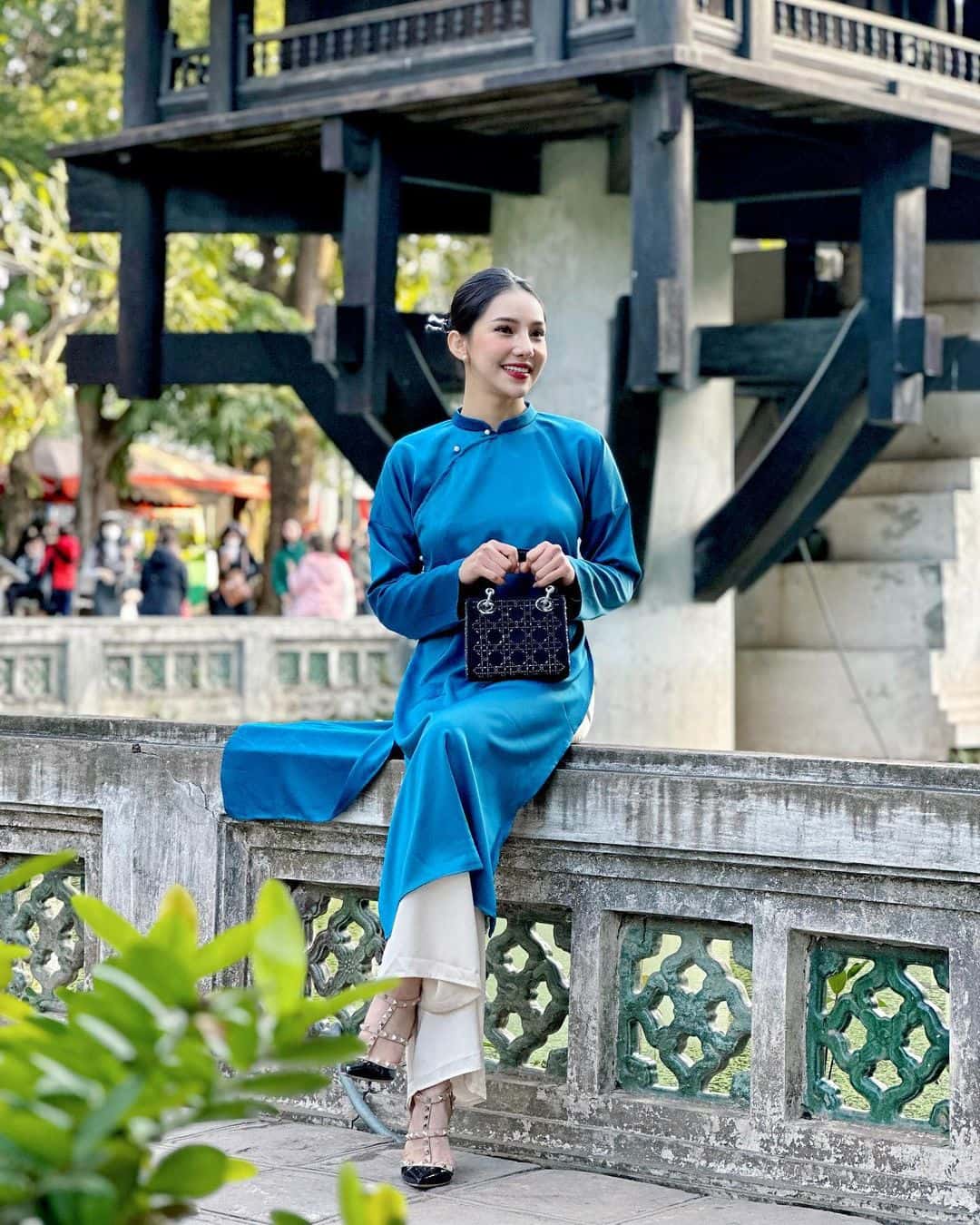 chua mot cot hanoi