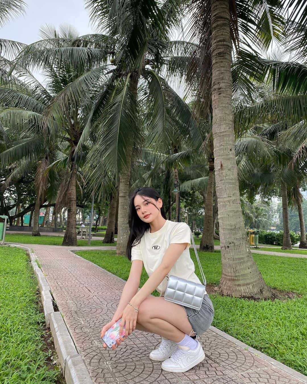 justfly cong vien thong nhat hanoi