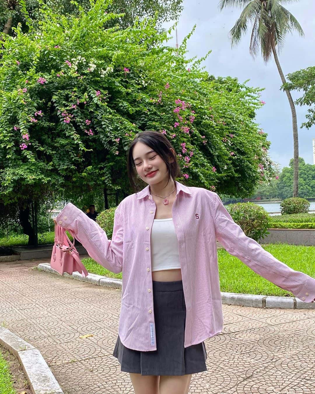 justfly cong vien thong nhat hanoi