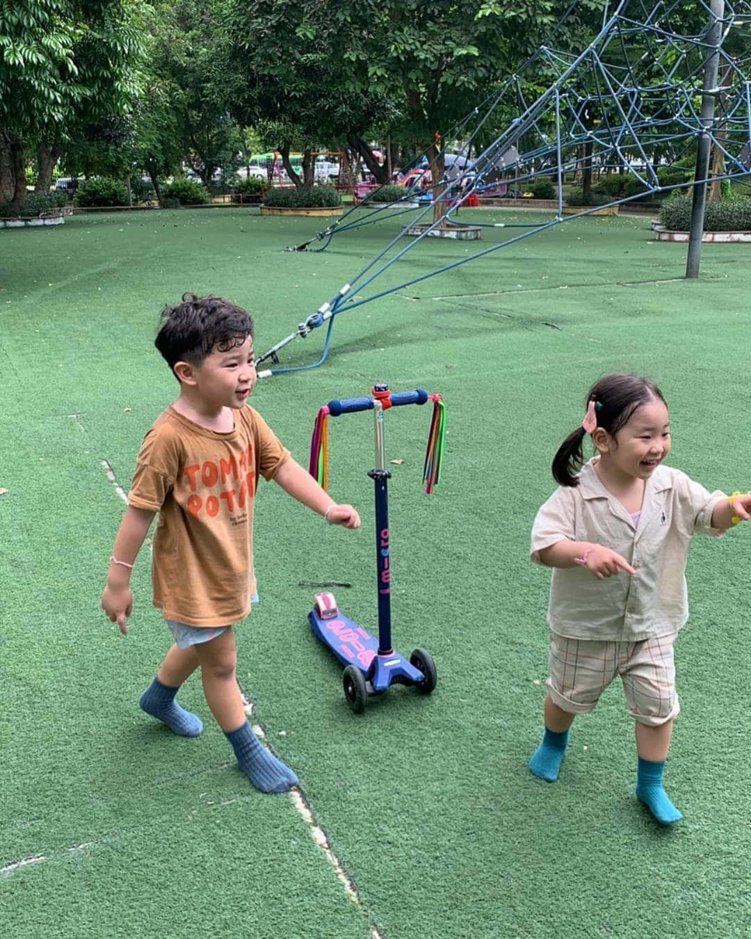 justfly cong vien nghia do hanoi