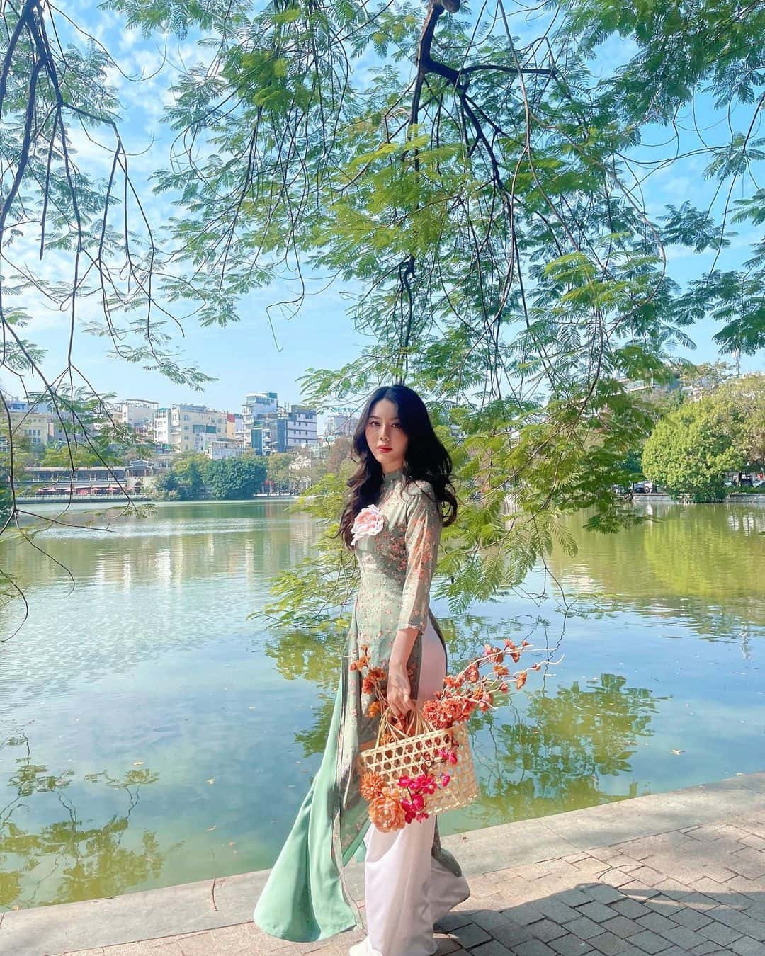 justfly pho di bo ho guom hanoi