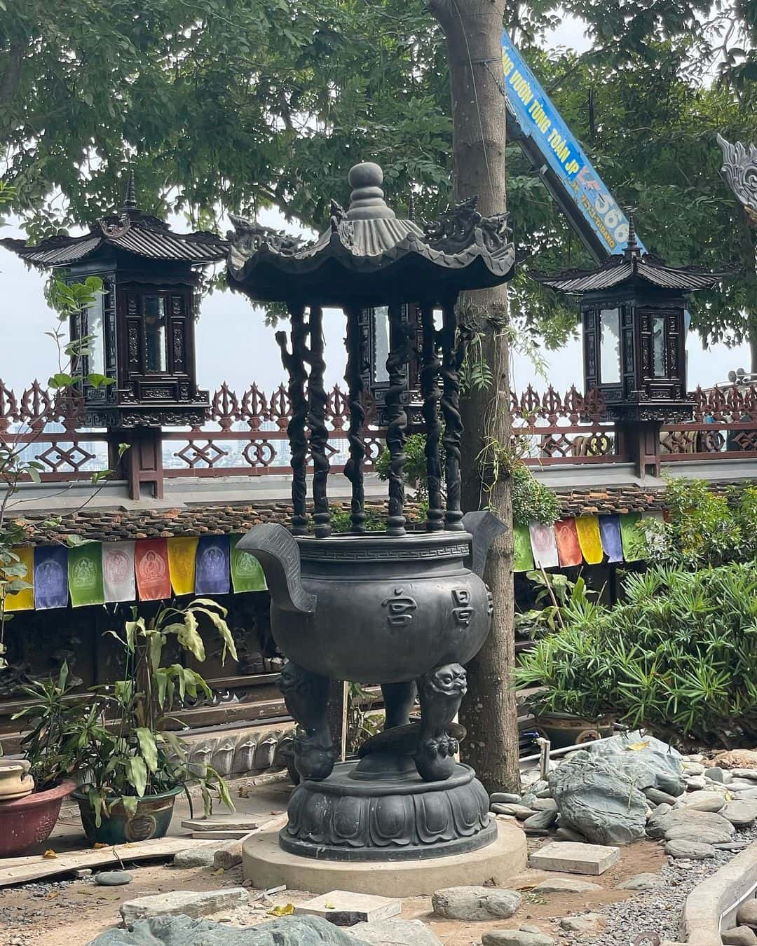 justfly chua van nien hanoi