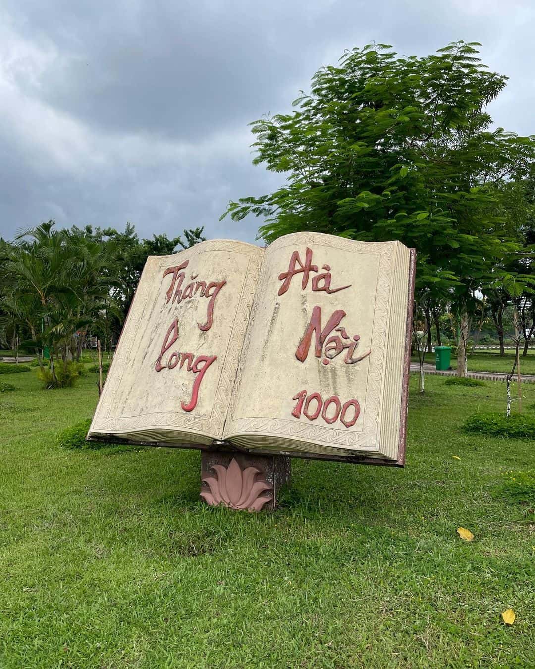 justfly cong vien hoa binh hanoi