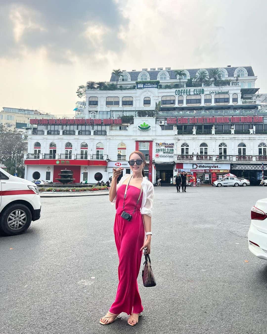 justfly quang truong dong kinh nghia thuc hanoi