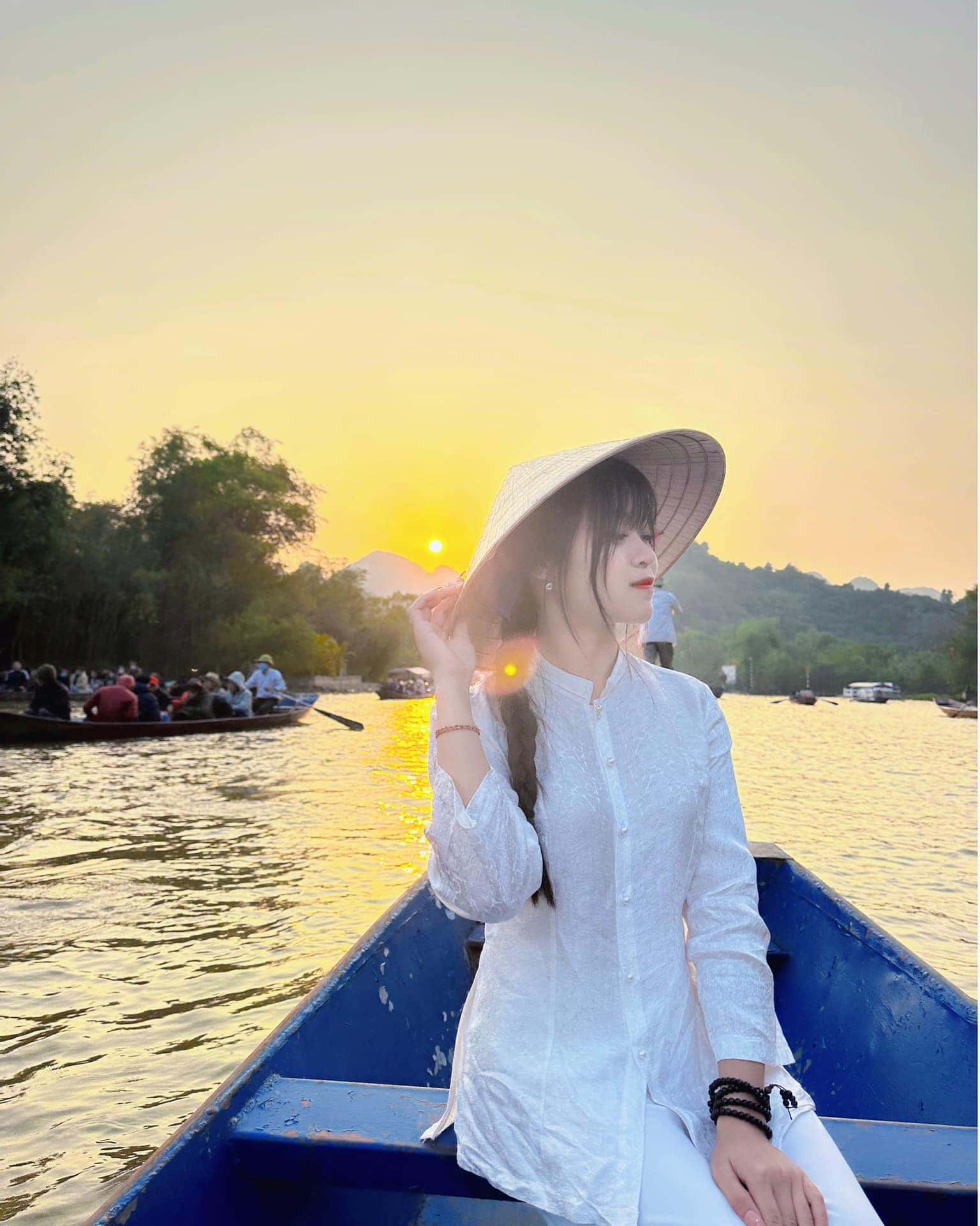 justfly chua huong hanoi