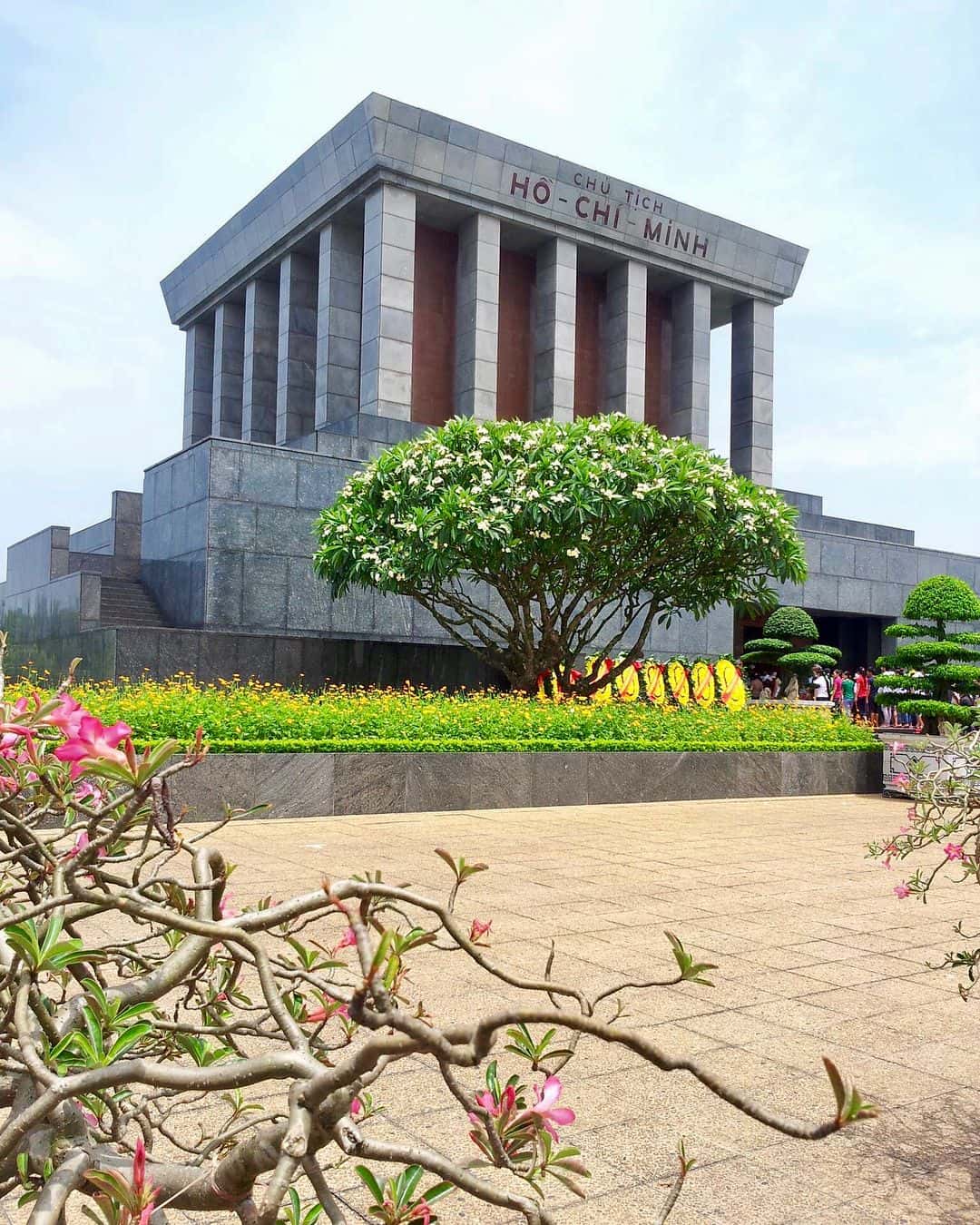 justfly lang chu tich ho chi minh hanoi