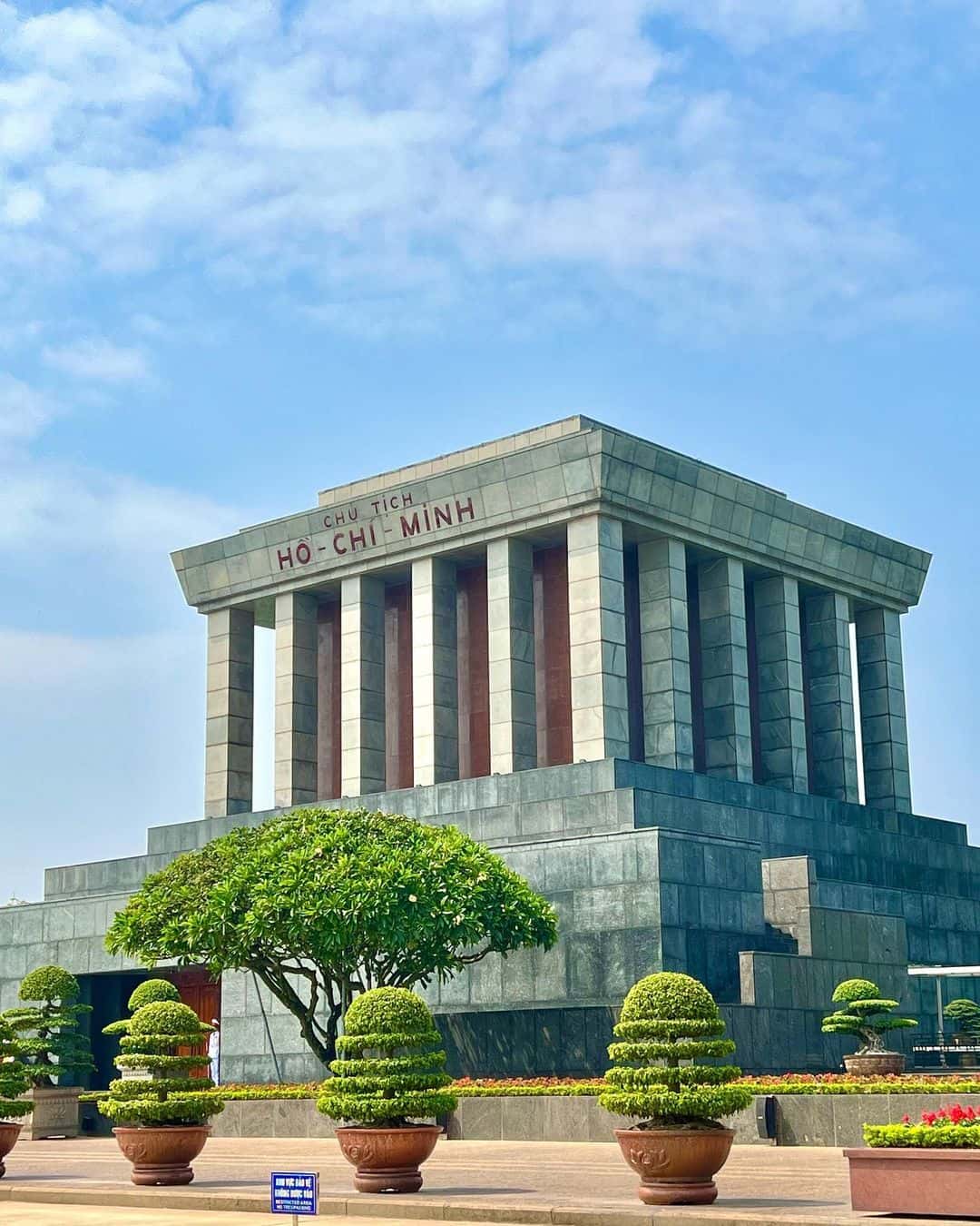justfly lang chu tich ho chi minh hanoi