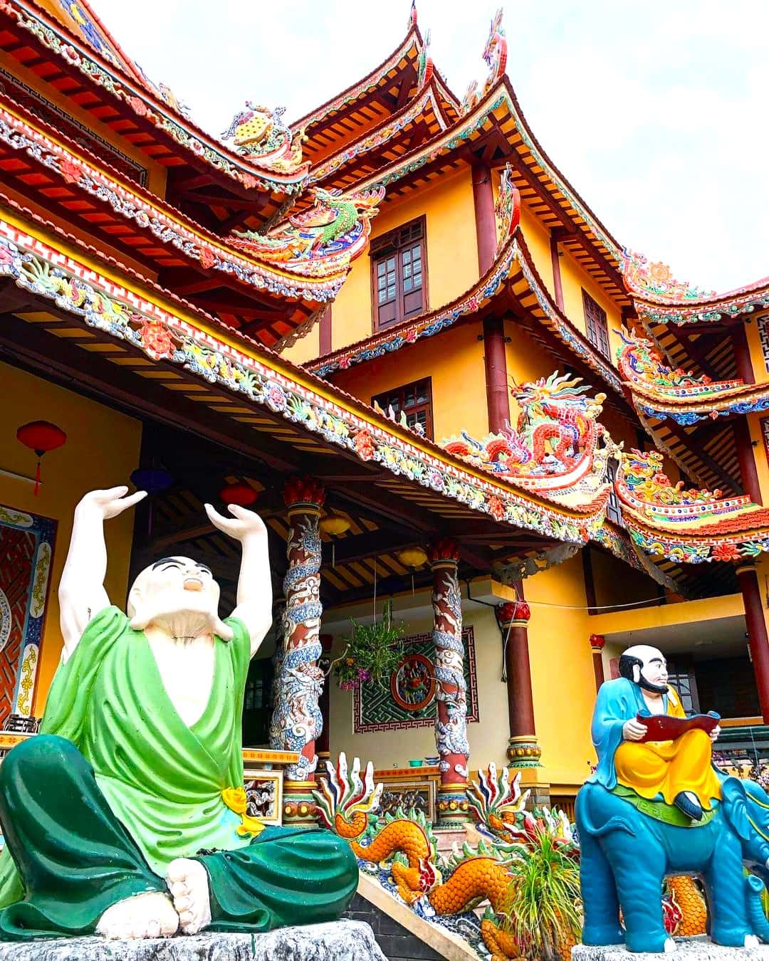 justfly chua buu dai son da nang