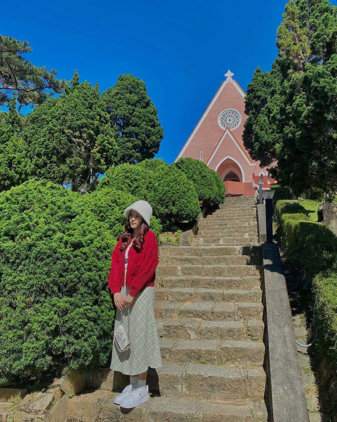 justfly nha tho Domaine De Marie da lat