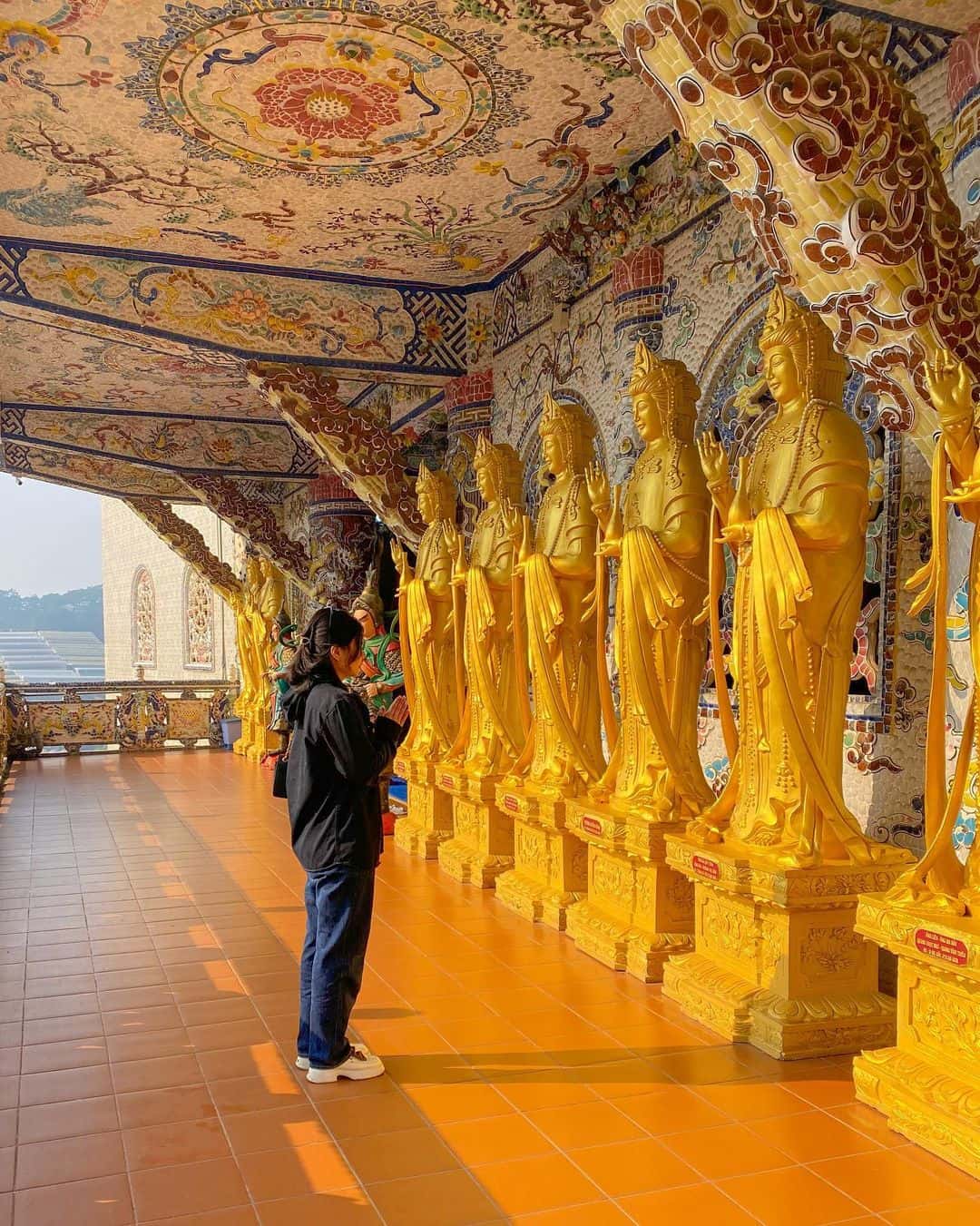 justfly chua linh phuoc chua ve chai da lat