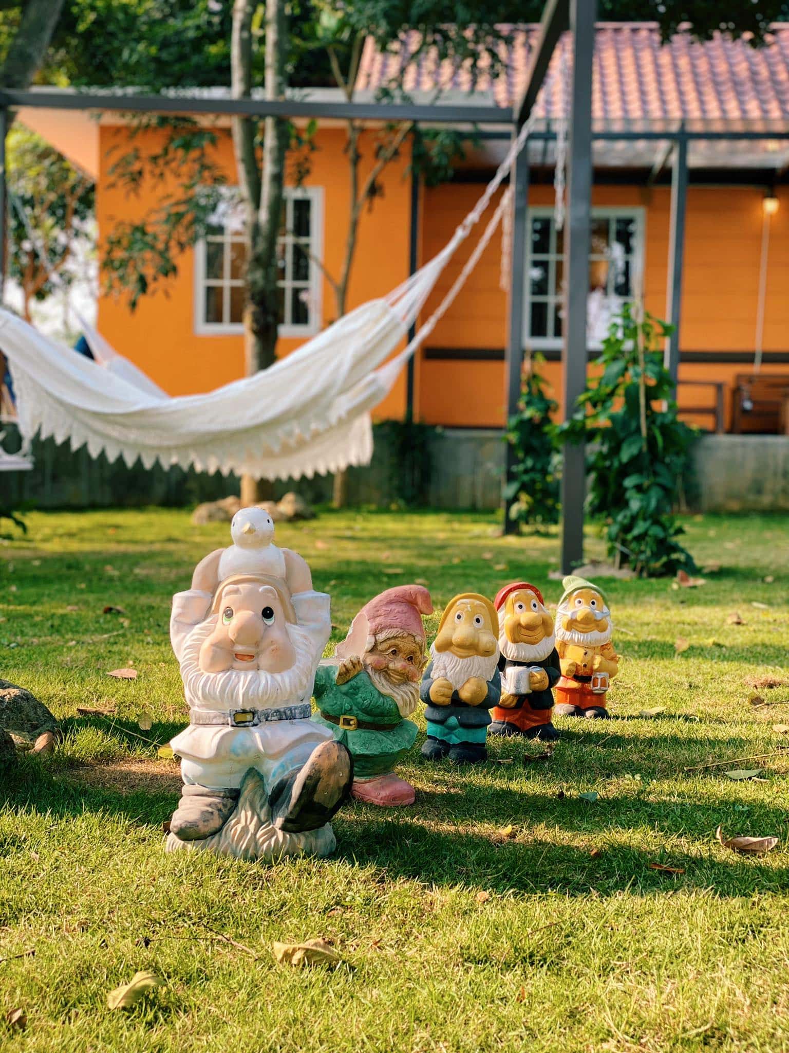 khuon vien lv house villa by de vuz homestay hoa binh 