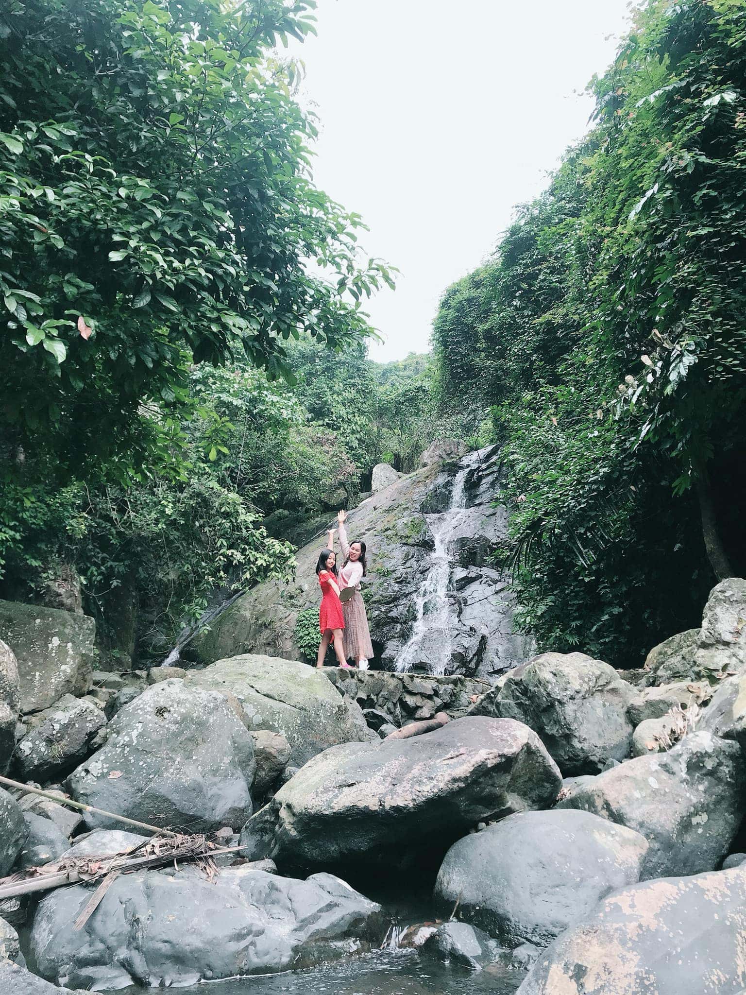 thac thang thien ky son hoa binh