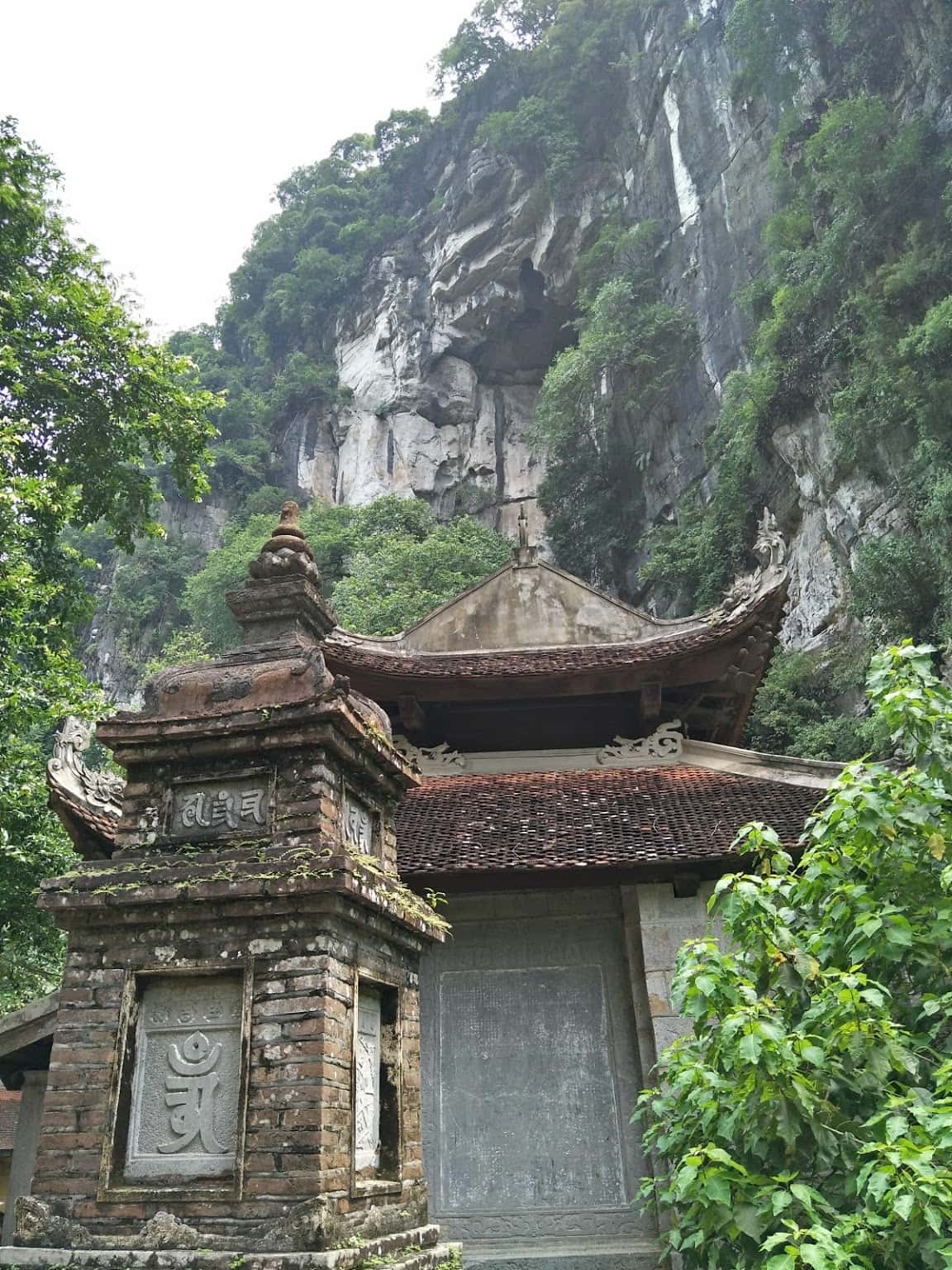 chua thuong chua bich dong ninh binh