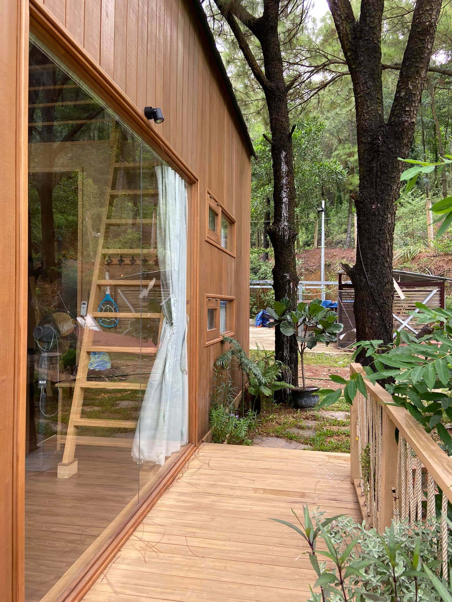 nha duong xi nha ben rung u lesa homestay soc son ha noi 