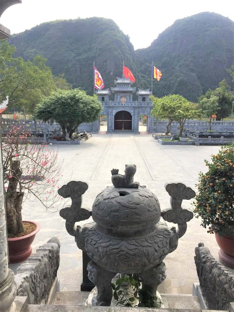justfly den thai vi ninh binh