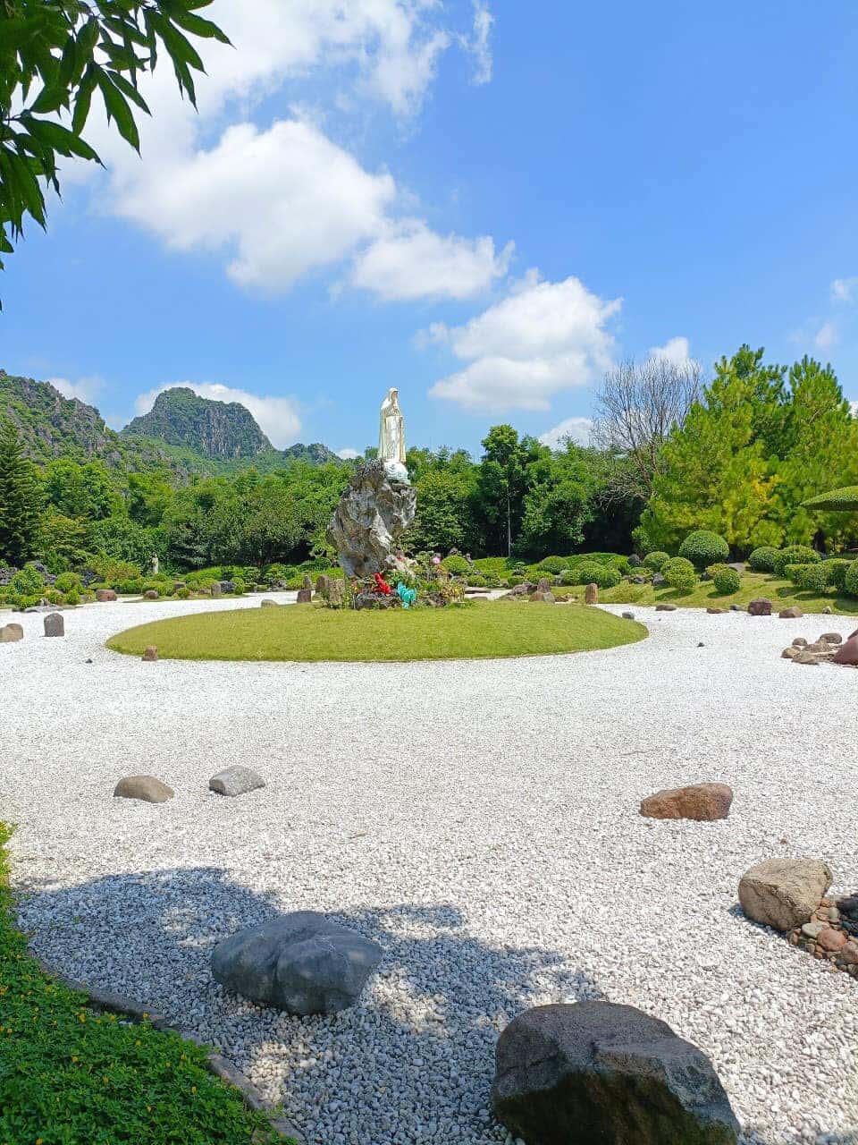 justfly dan vien thanh mau chau son ninh binh