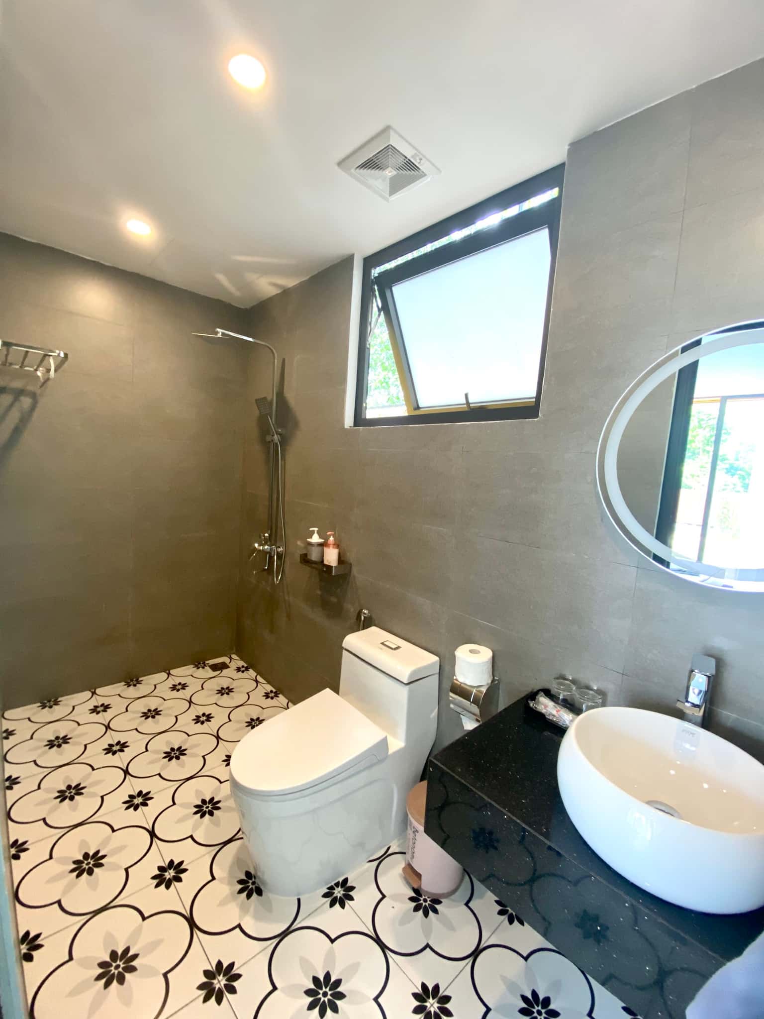 justfly legend hill iris villa ba vi ha noi