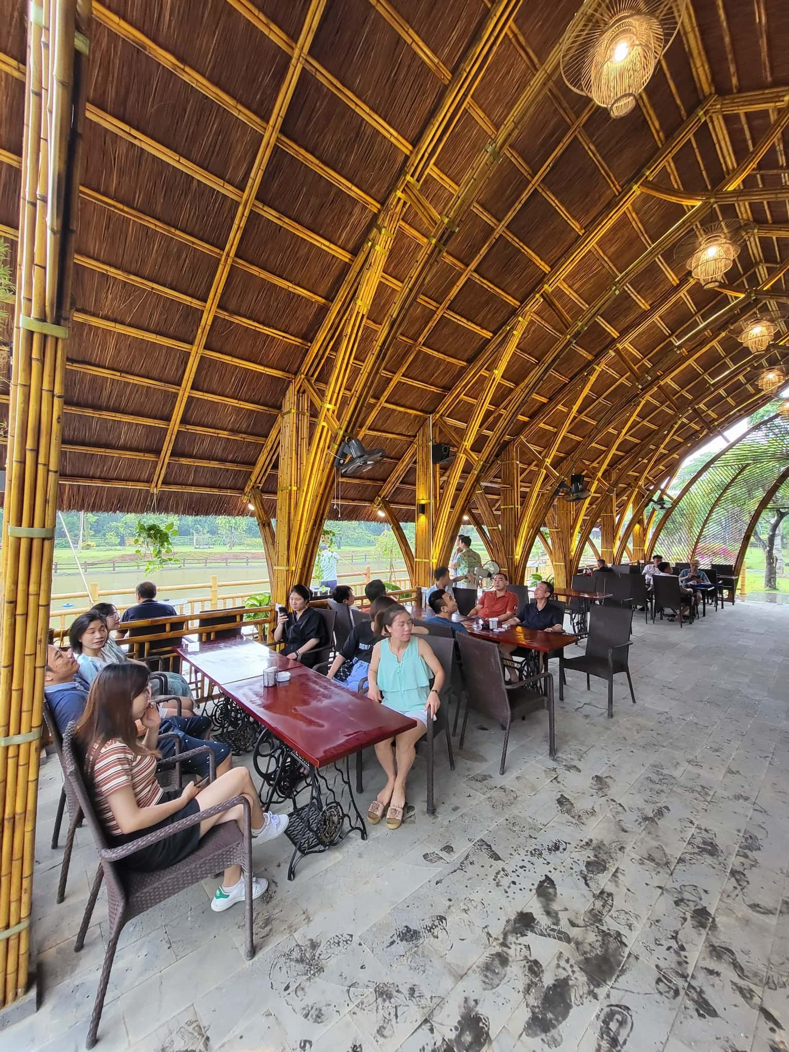justfly nha san lon eco valley hoa binh