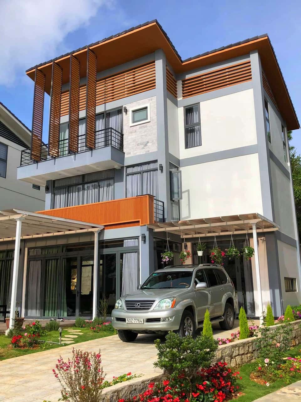 6.7 nam ho villa da lat