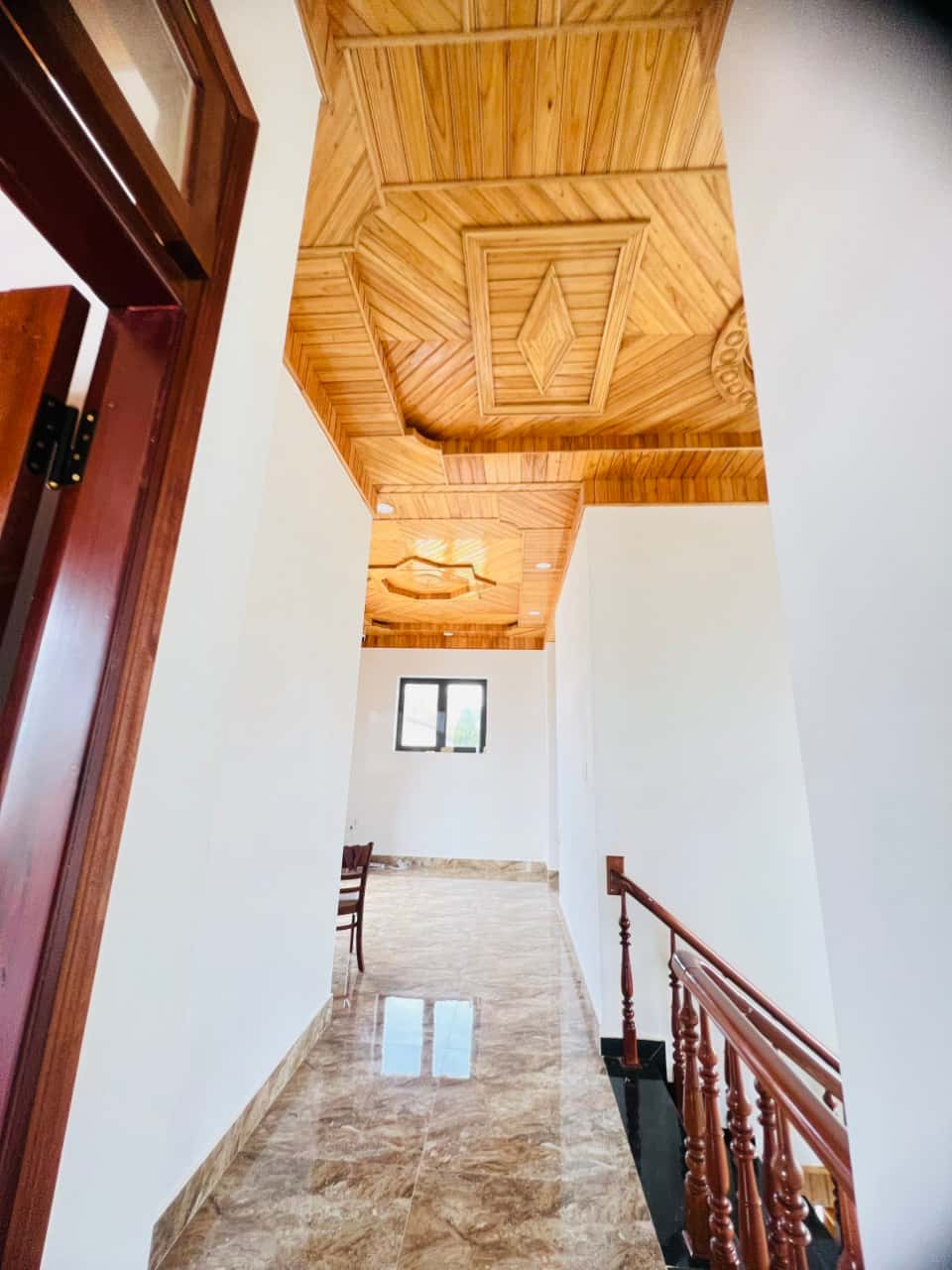 justfly dolphin villa da lat