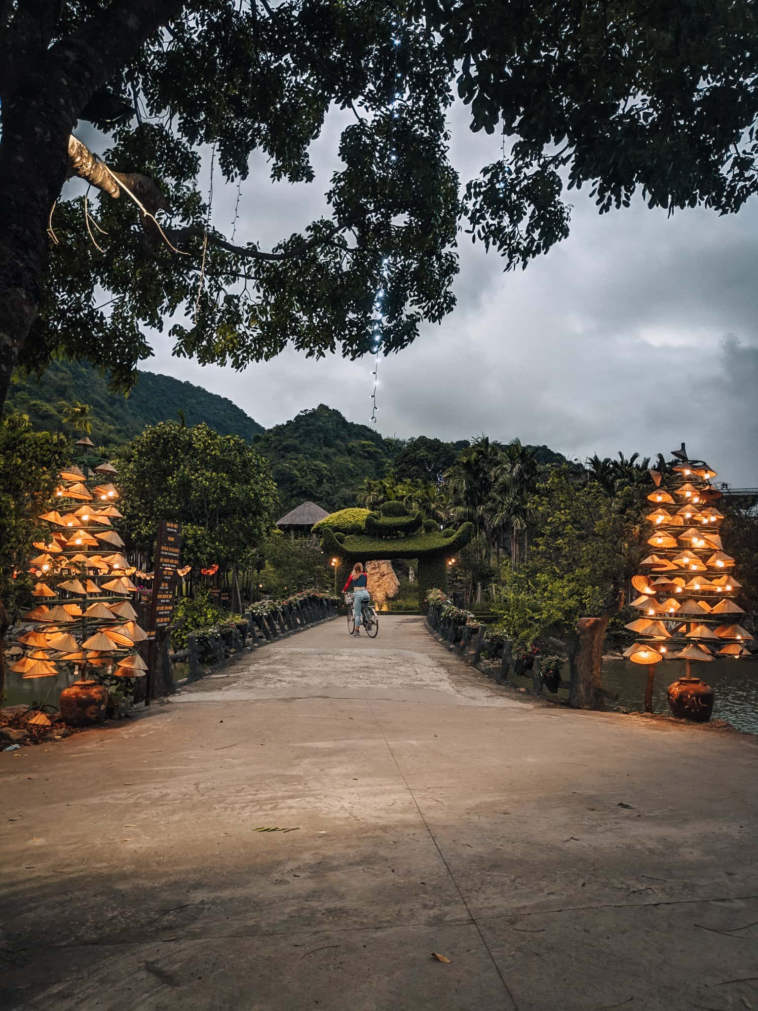justfly thung nham resort ninh binh
