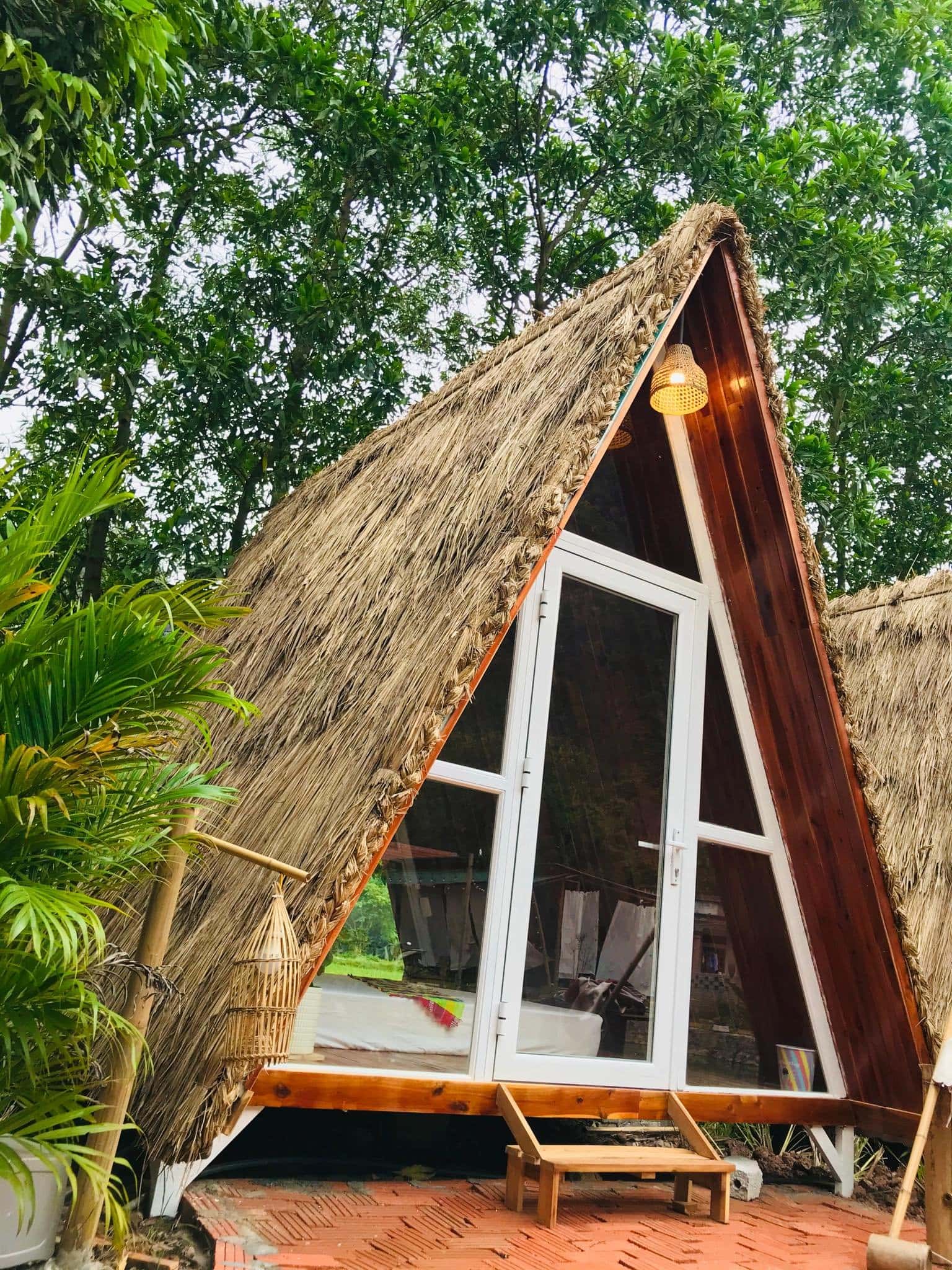 justfly trang an lamia bungalow triangle house couple ninh binh 