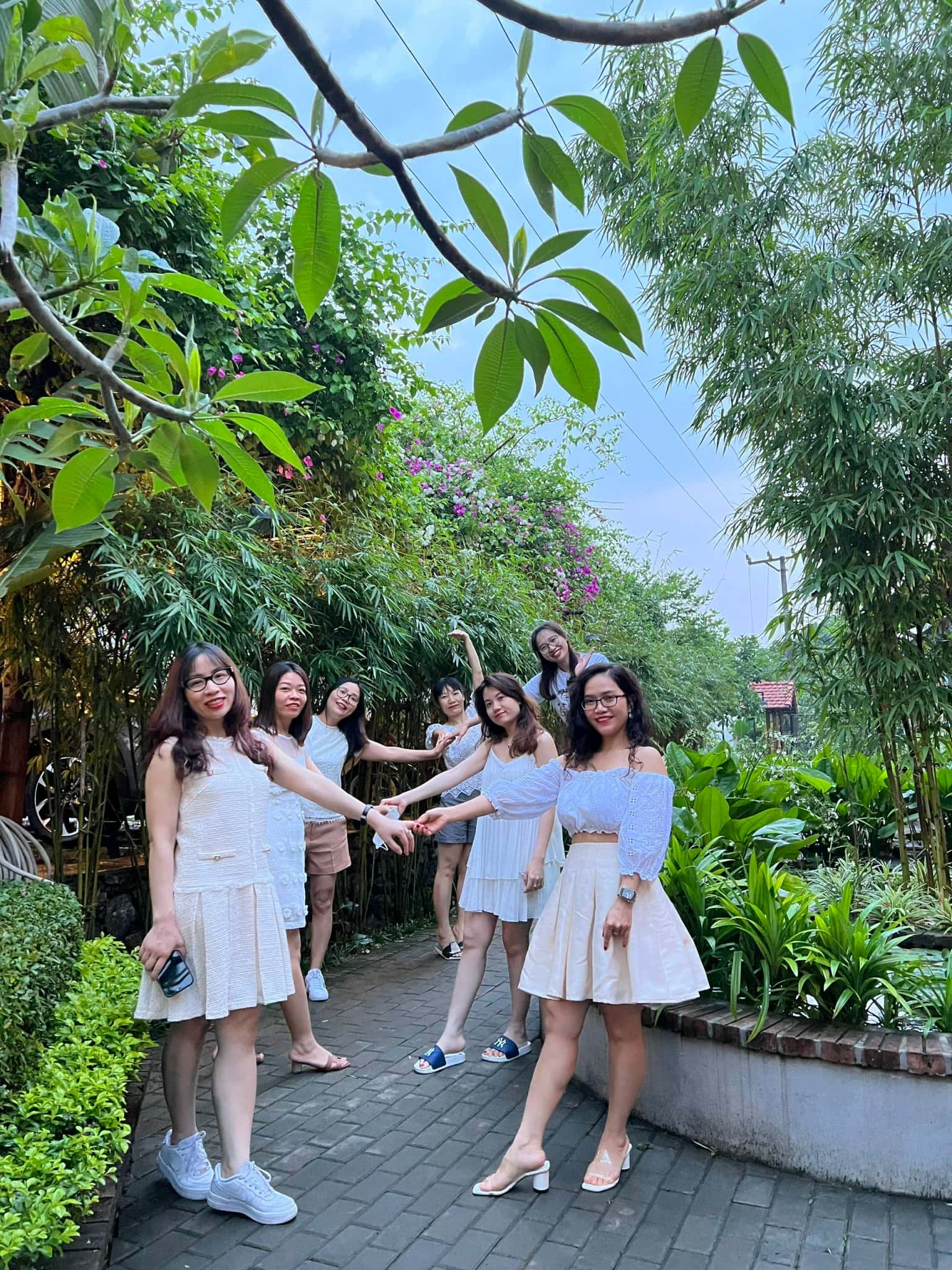 justfly tam coc banana bungalow ninh binh
