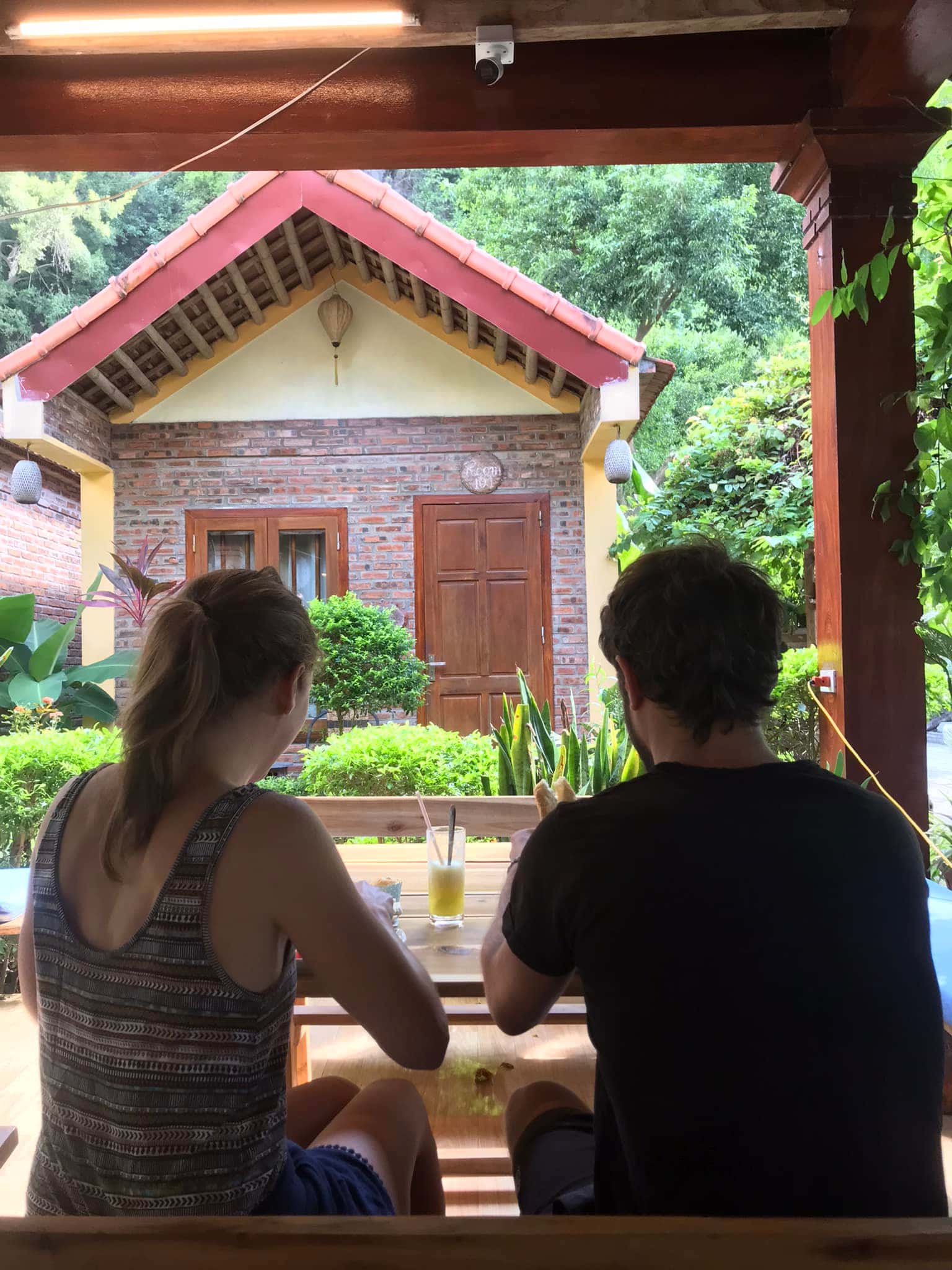 justfly tam coc lake view homestay ninh binh