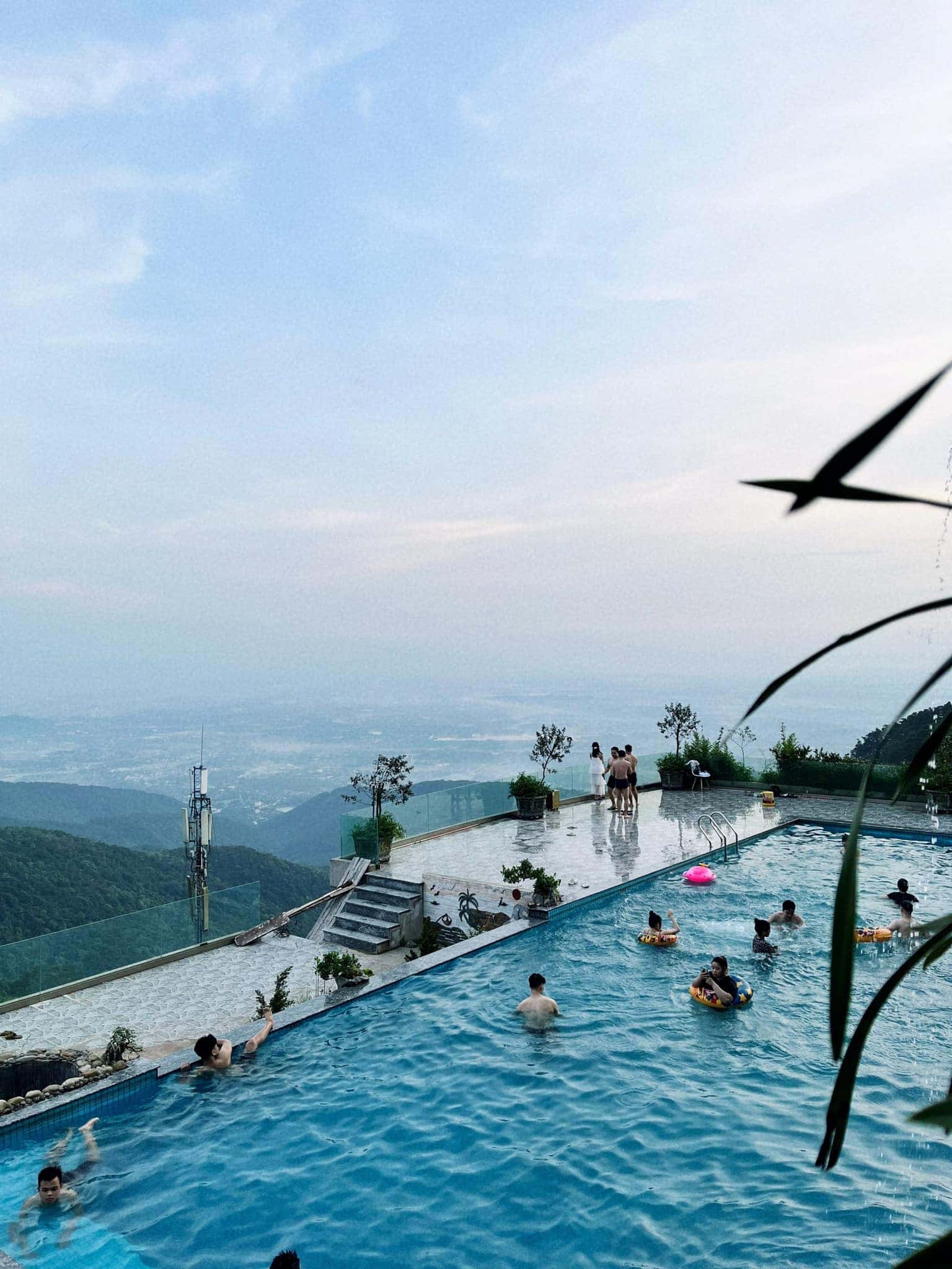 justfly khuon vien du thuyen tam dao 