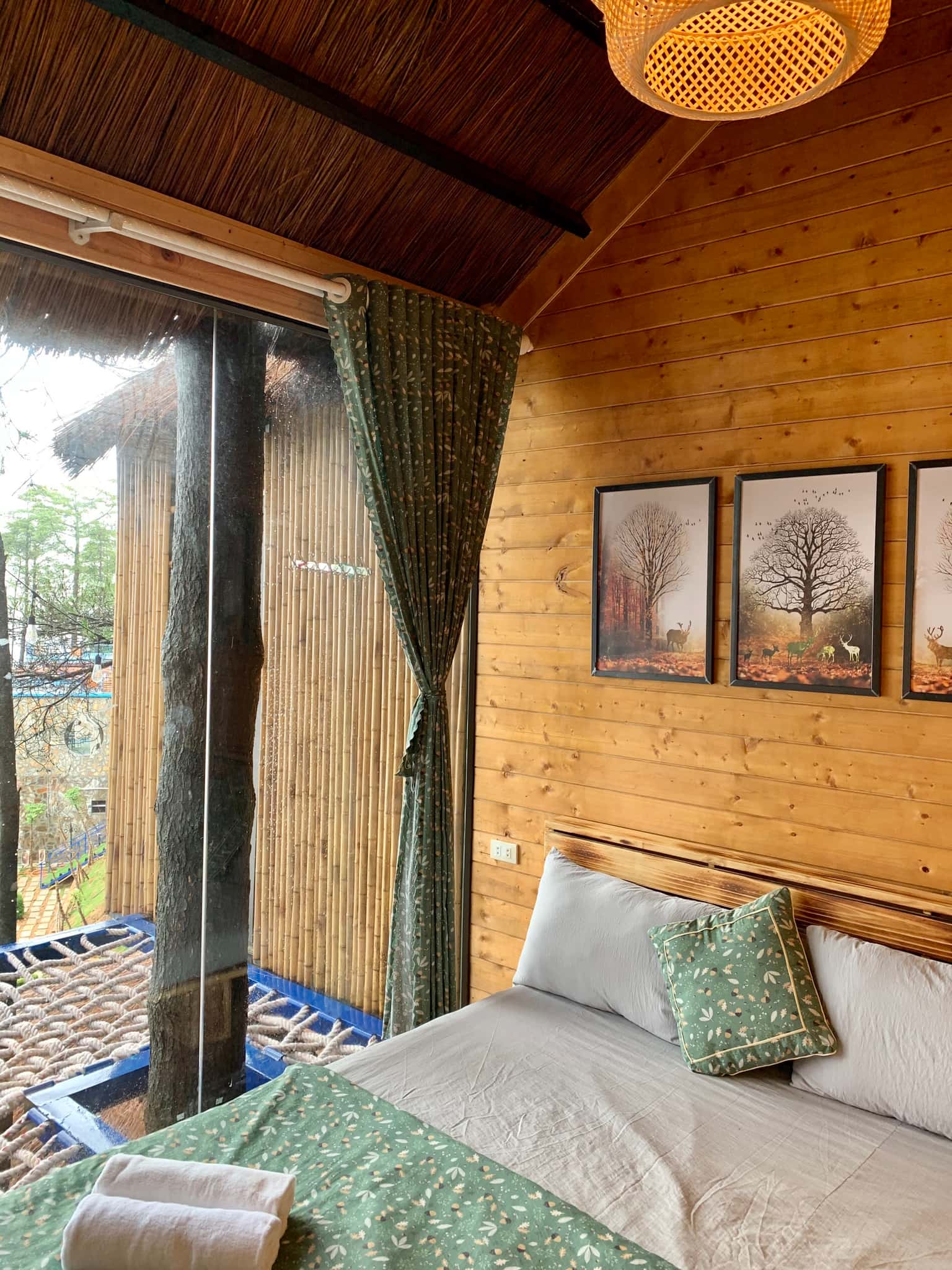 p212 nha 2 gian giuong luoi poko ecolodge tam dao