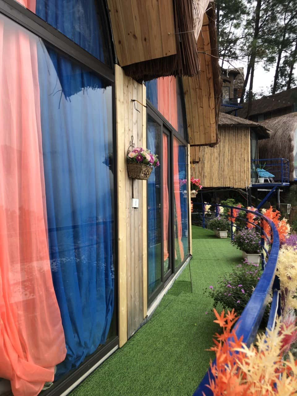 justfly nha vom khu doi thong poko ecolodge tam dao