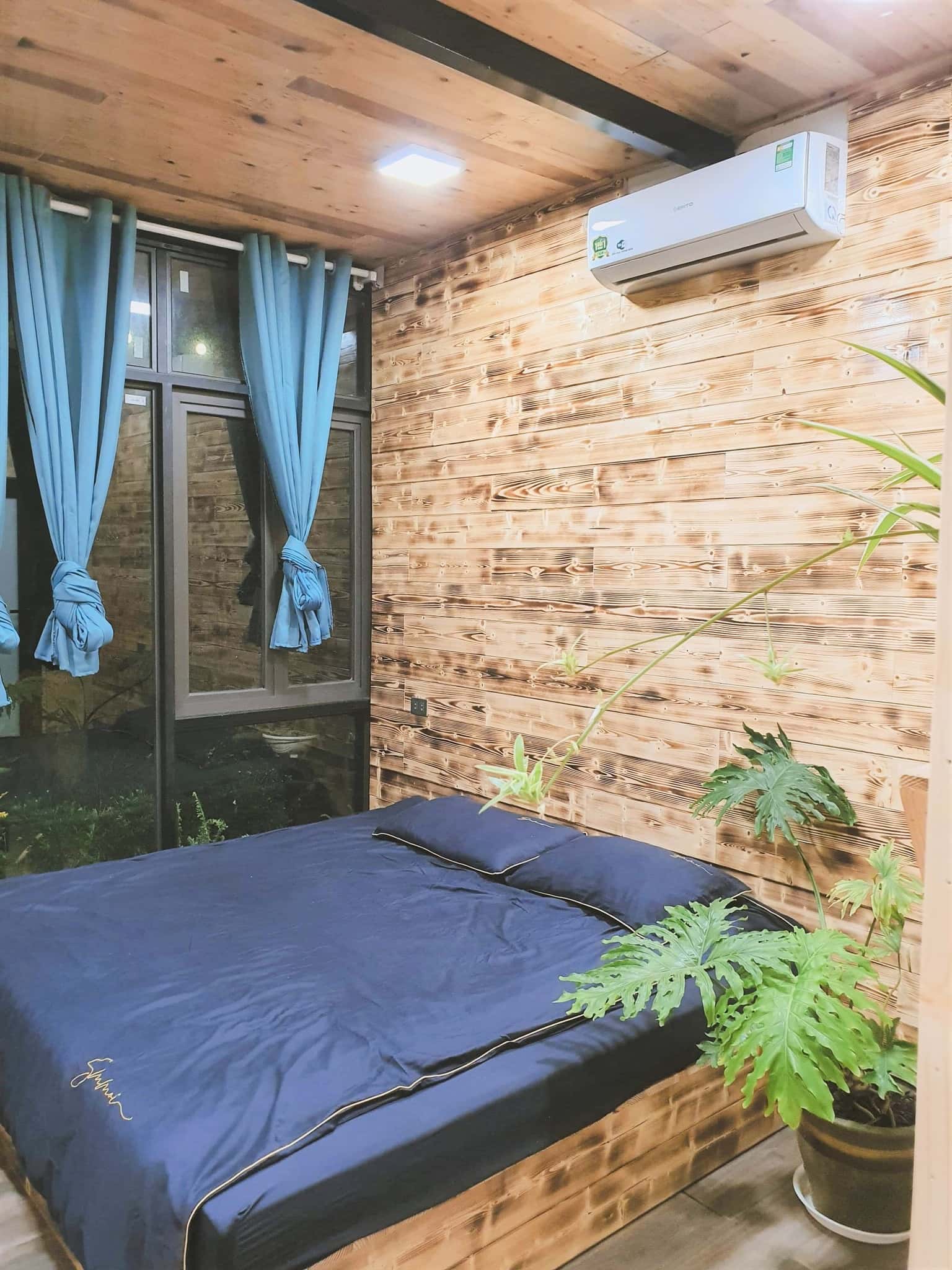 square bungalow bach xanh house tam dao