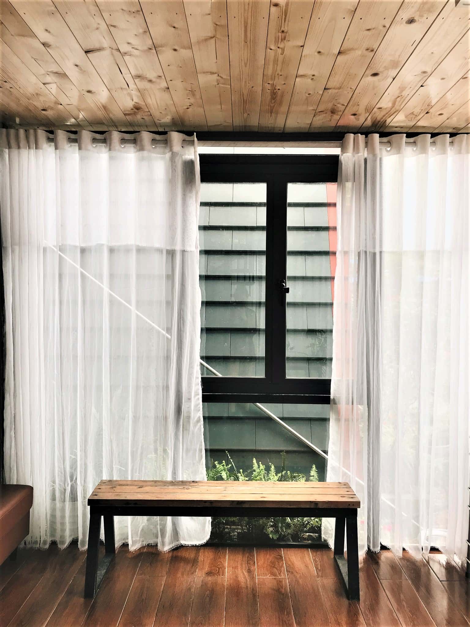 nha gac lung bach xanh house tam dao