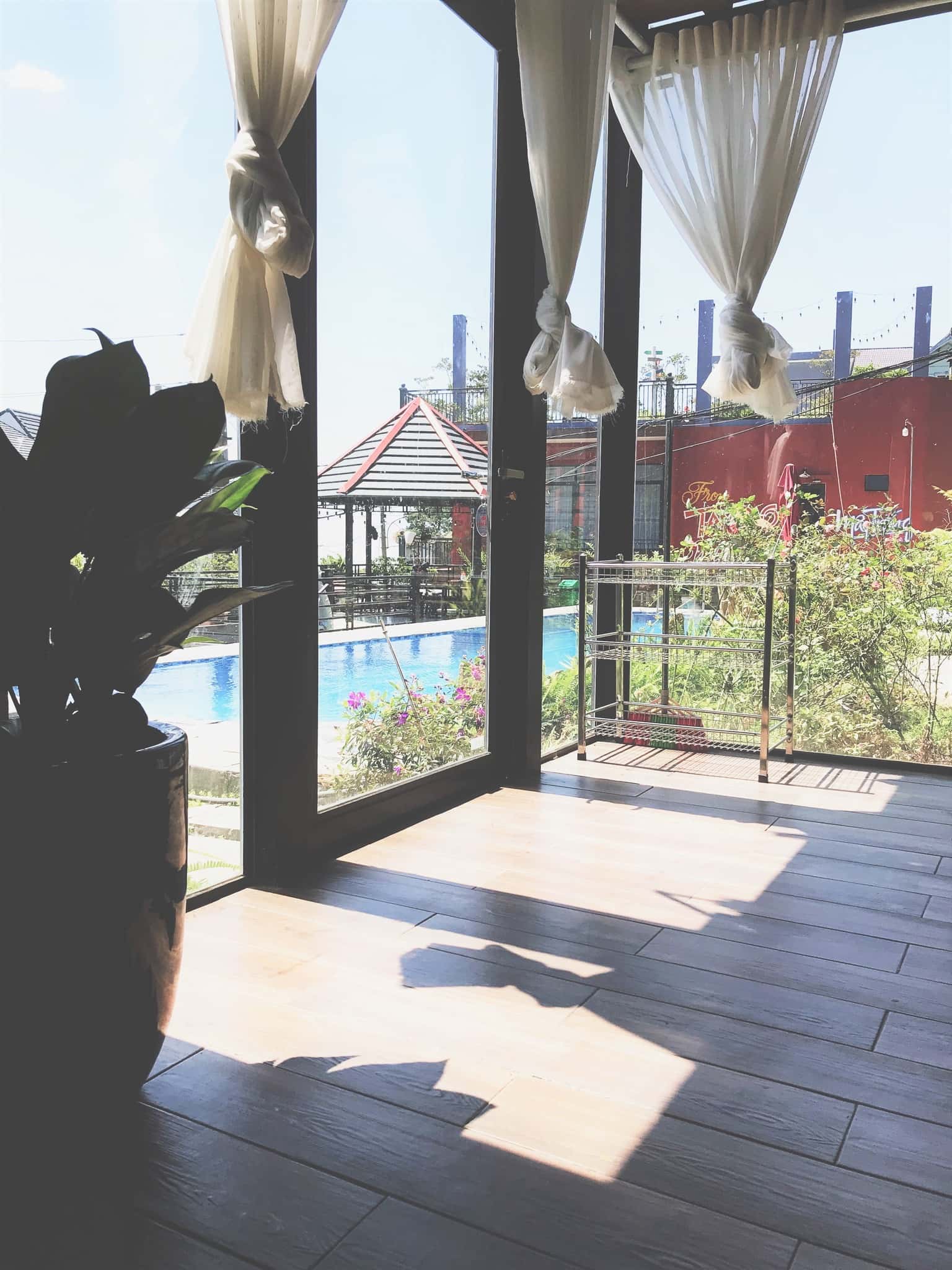 nha ong khoi bach xanh house tam dao
