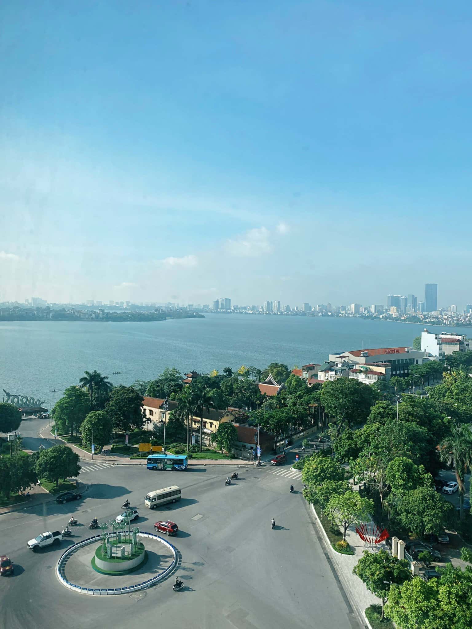 justfly cloudy 0912 koala tay ho ha noi