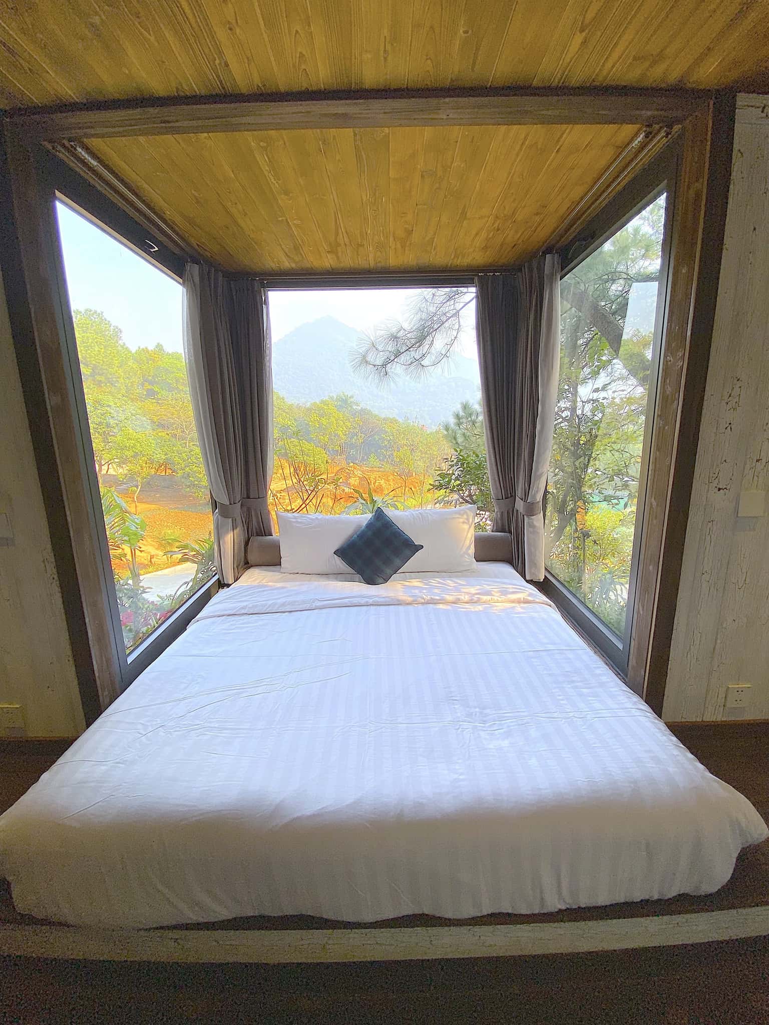 room 3 amaya retreat soc son ha noi 
