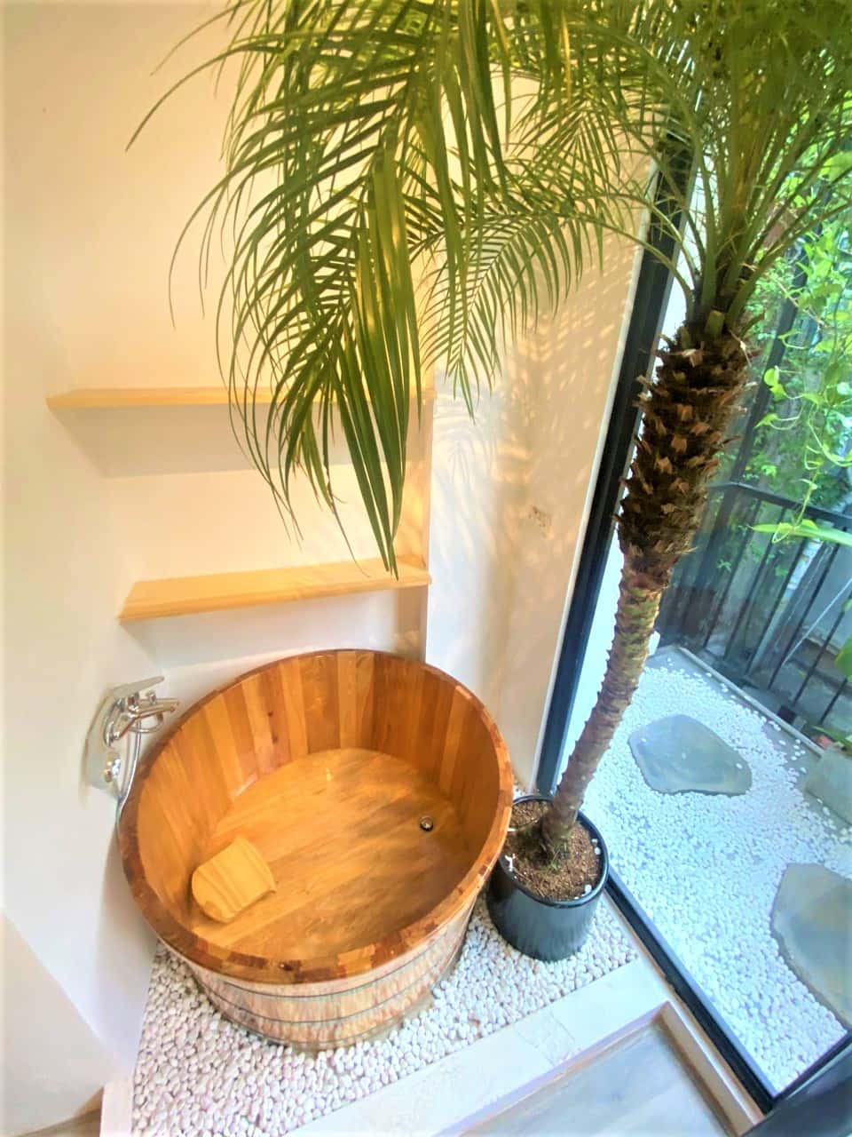Bồn tắm gỗ 