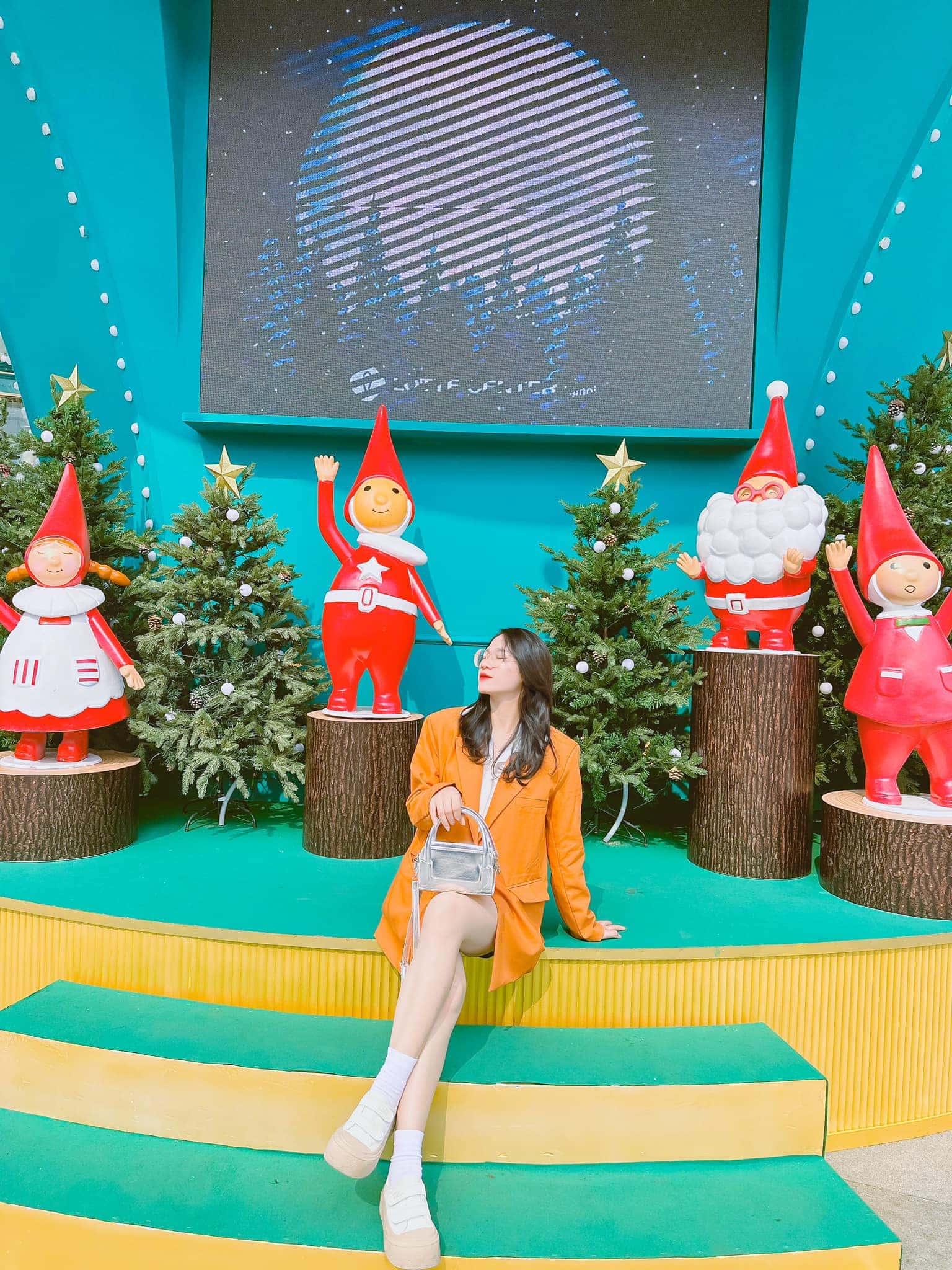 justfly lotte center hanoi