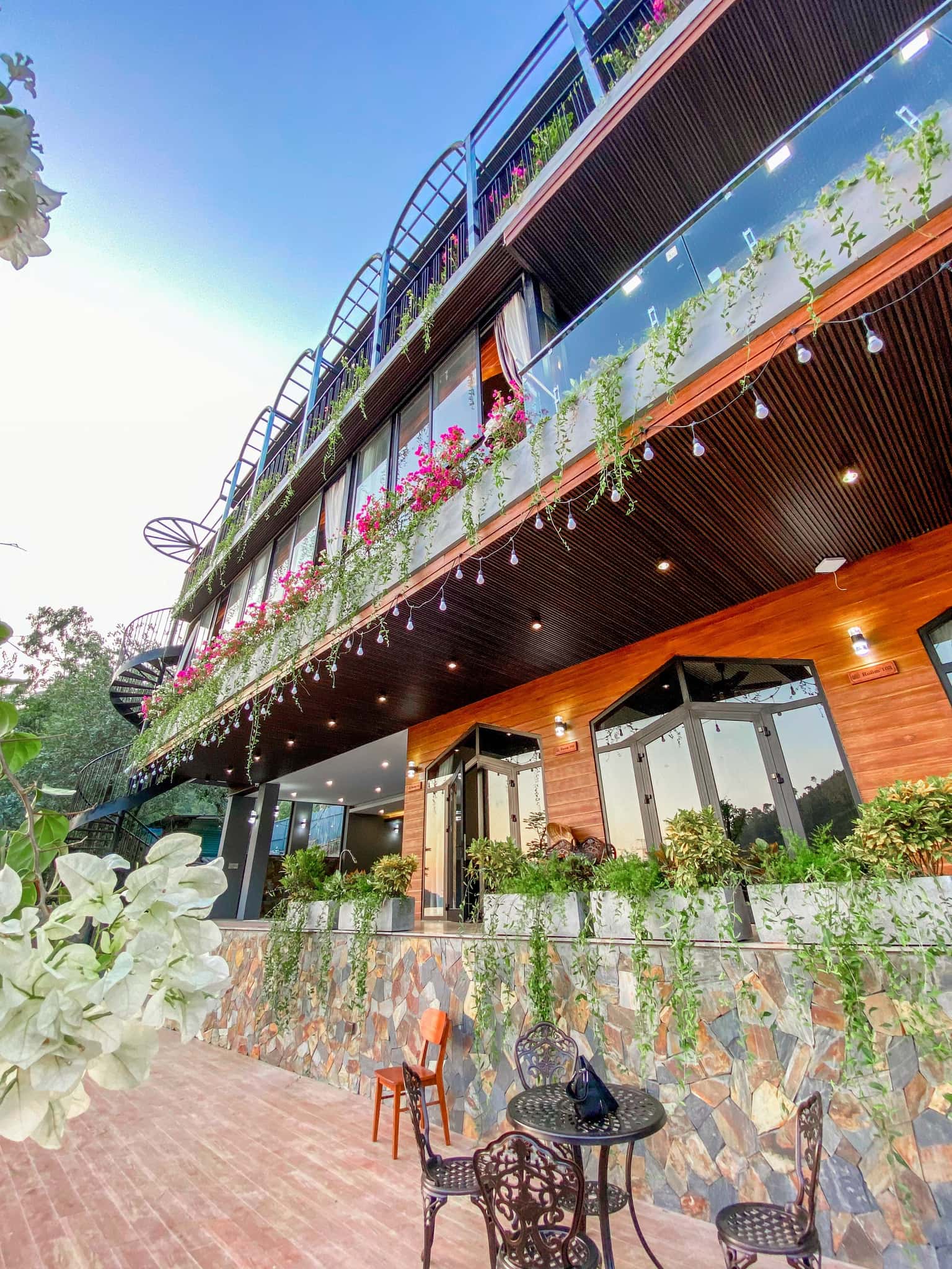 Lakeside 102 (O'chen Lakeside) tại hồ Đồng Đò, Sóc Sơn — ảnh 7