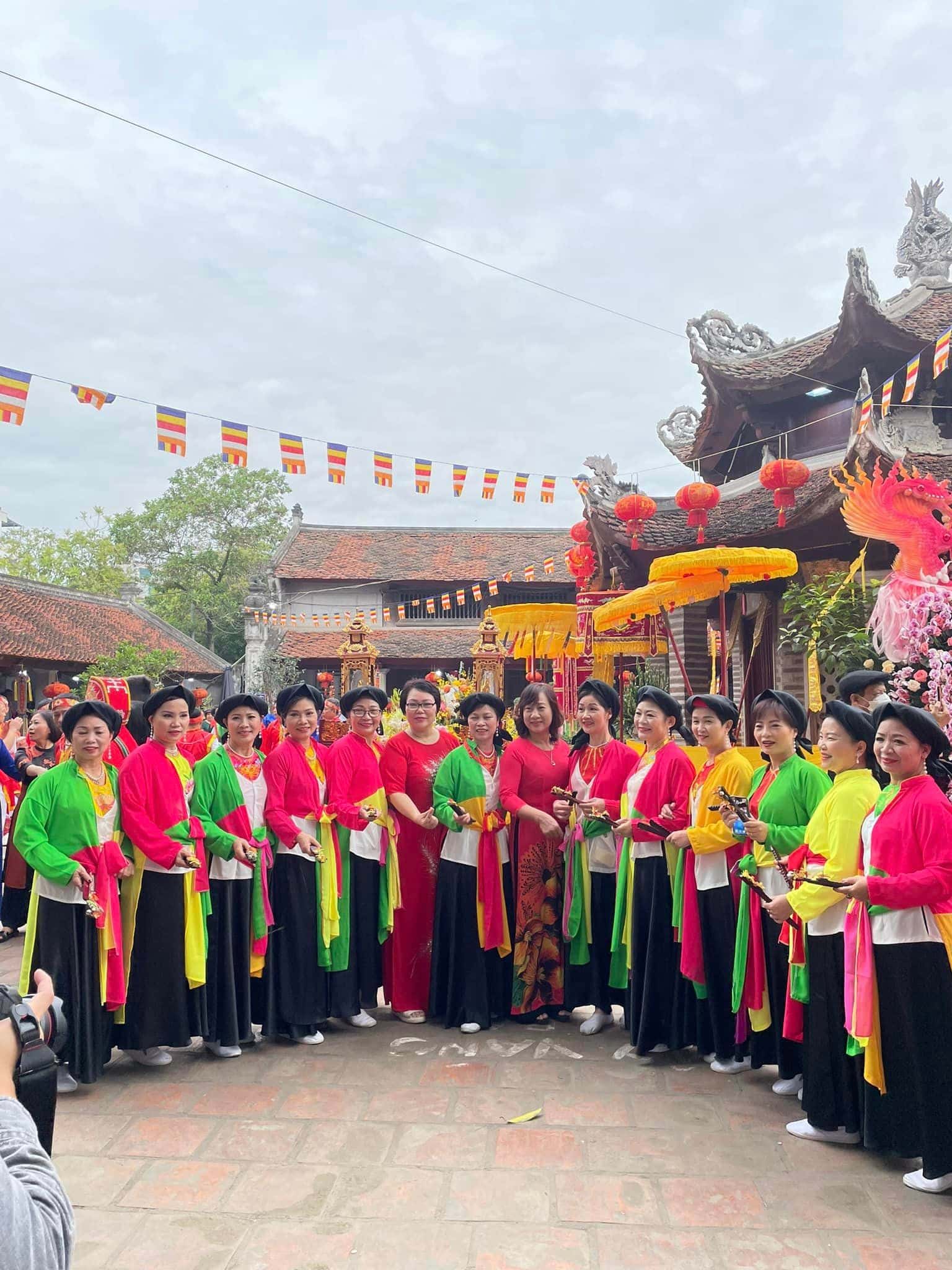 justfly chua lang hanoi